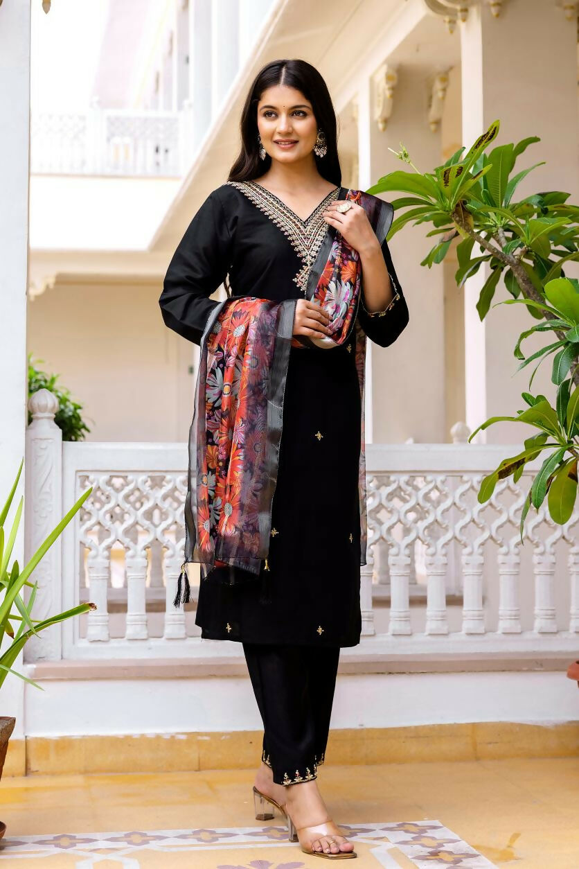 The52 Black Women's Beautiful Viscose Chanderi Fabric Embroidered Work Straight Kurta Pant and Dupatta Set - Swadesiicart