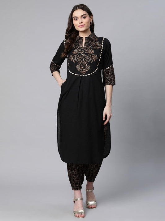 Ahalyaa Women Black Colour Pure Cotton Printed Kurta Pant Set | Swadesiicart