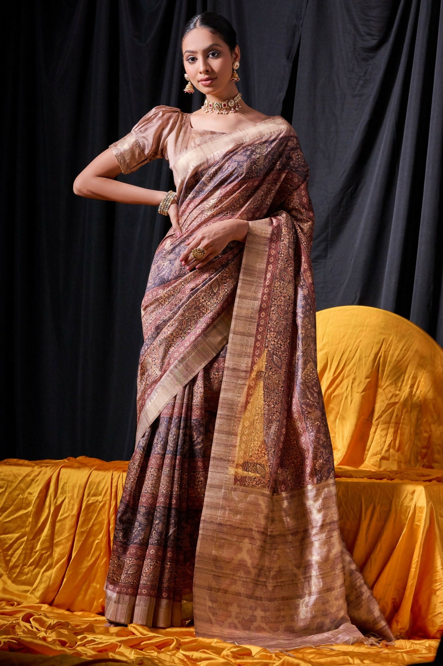 Vishnu Weaves Women's Coffee Tussar Silk Zari Woven Saree with Blouse - Swadesiicart