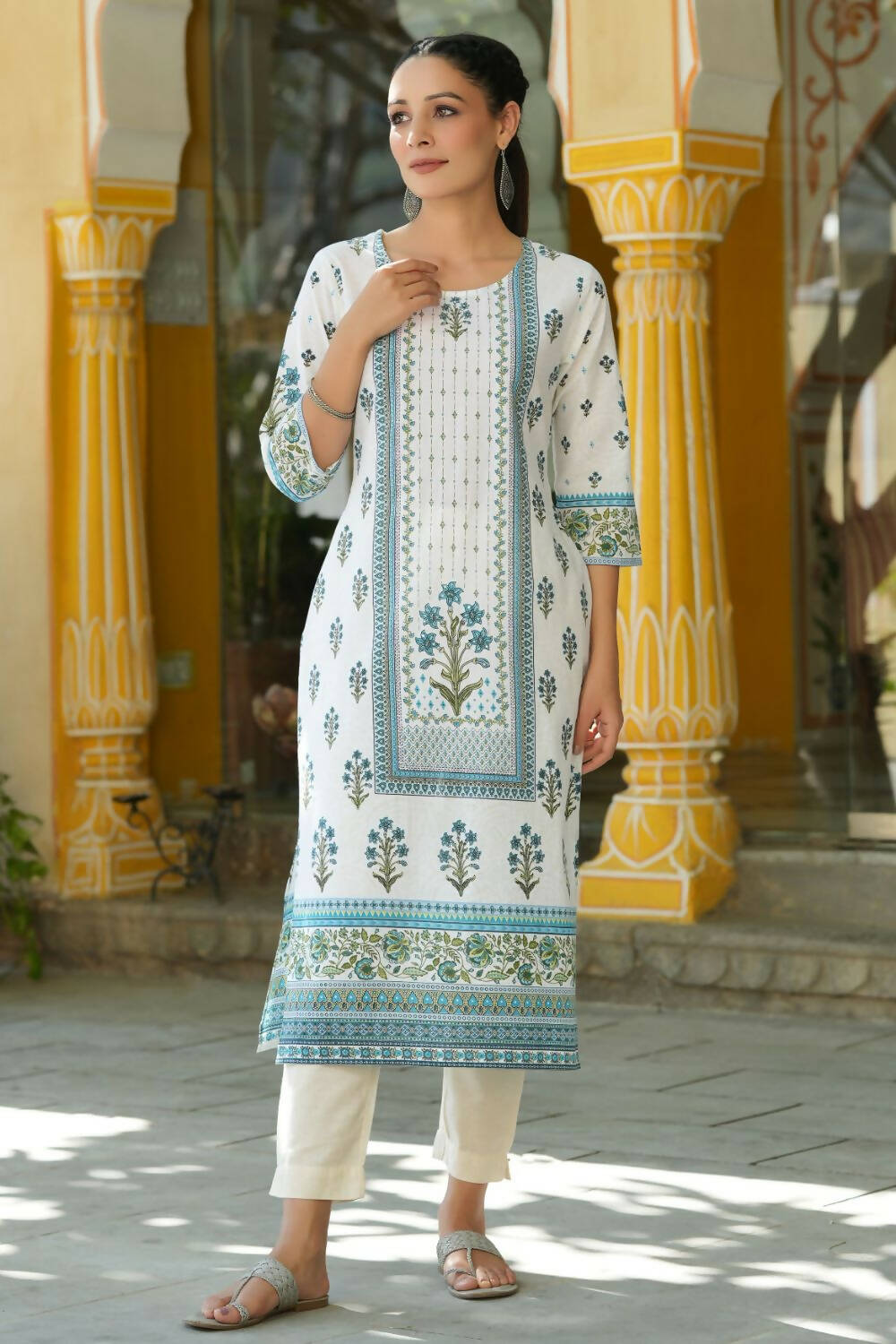 Juniper Women's Blue Printed Straight Kurta | Swadesiicart