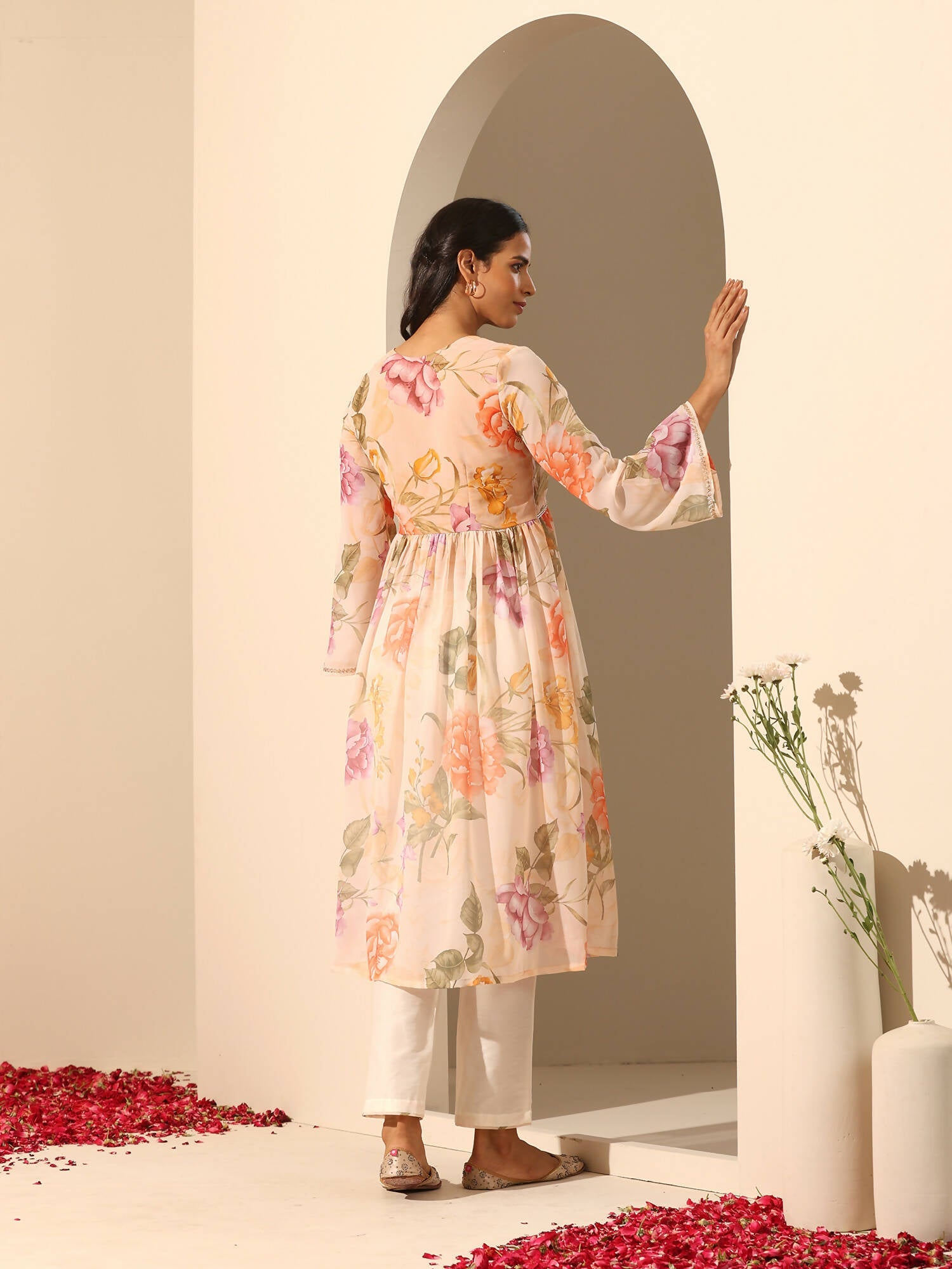 Pomcha Jaipur Peach Gul Ruhani Suit Set | Swadesiicart