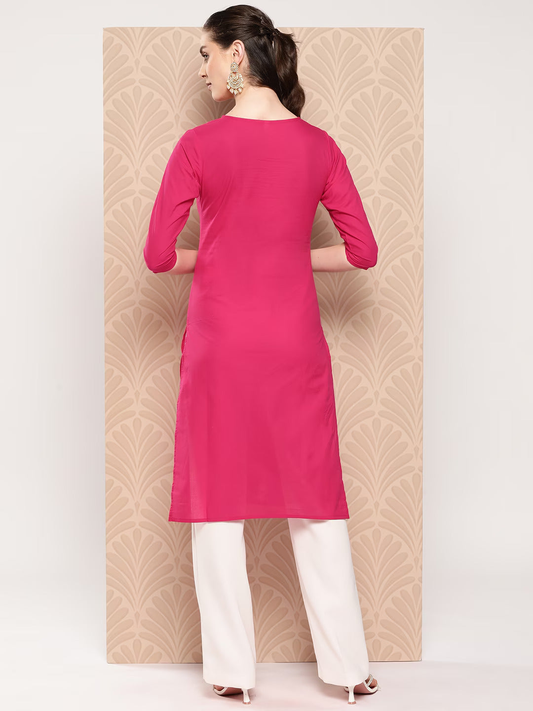Yufta Hot Pink Floral Embroidered Pure Cotton Kurta - Swadesiicart
