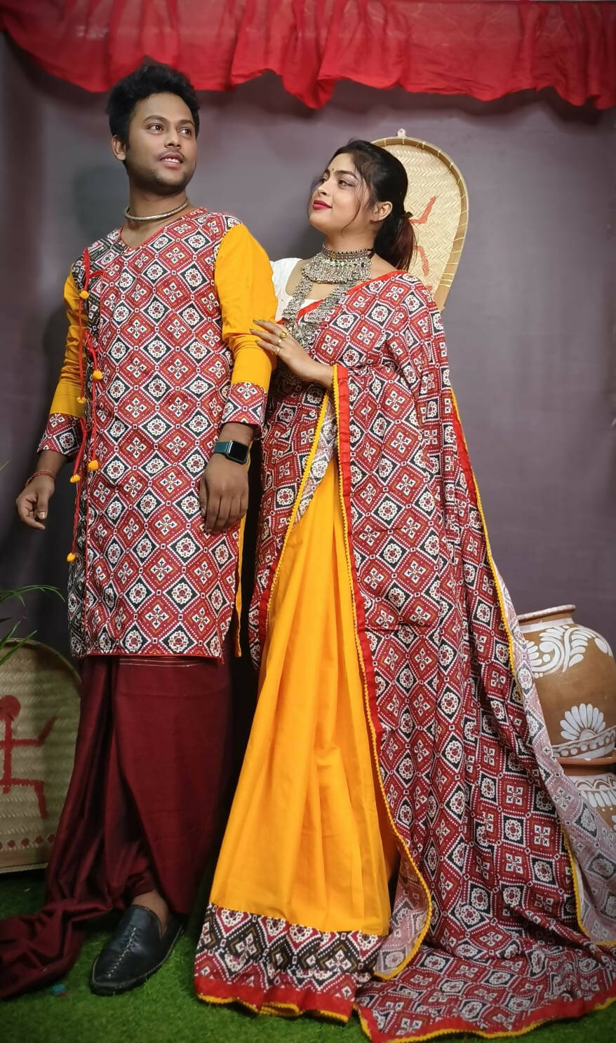 Exclusive Collection Saree With Blouse Piece For Women And Men's Kurta - Yellow | Swadesiicart