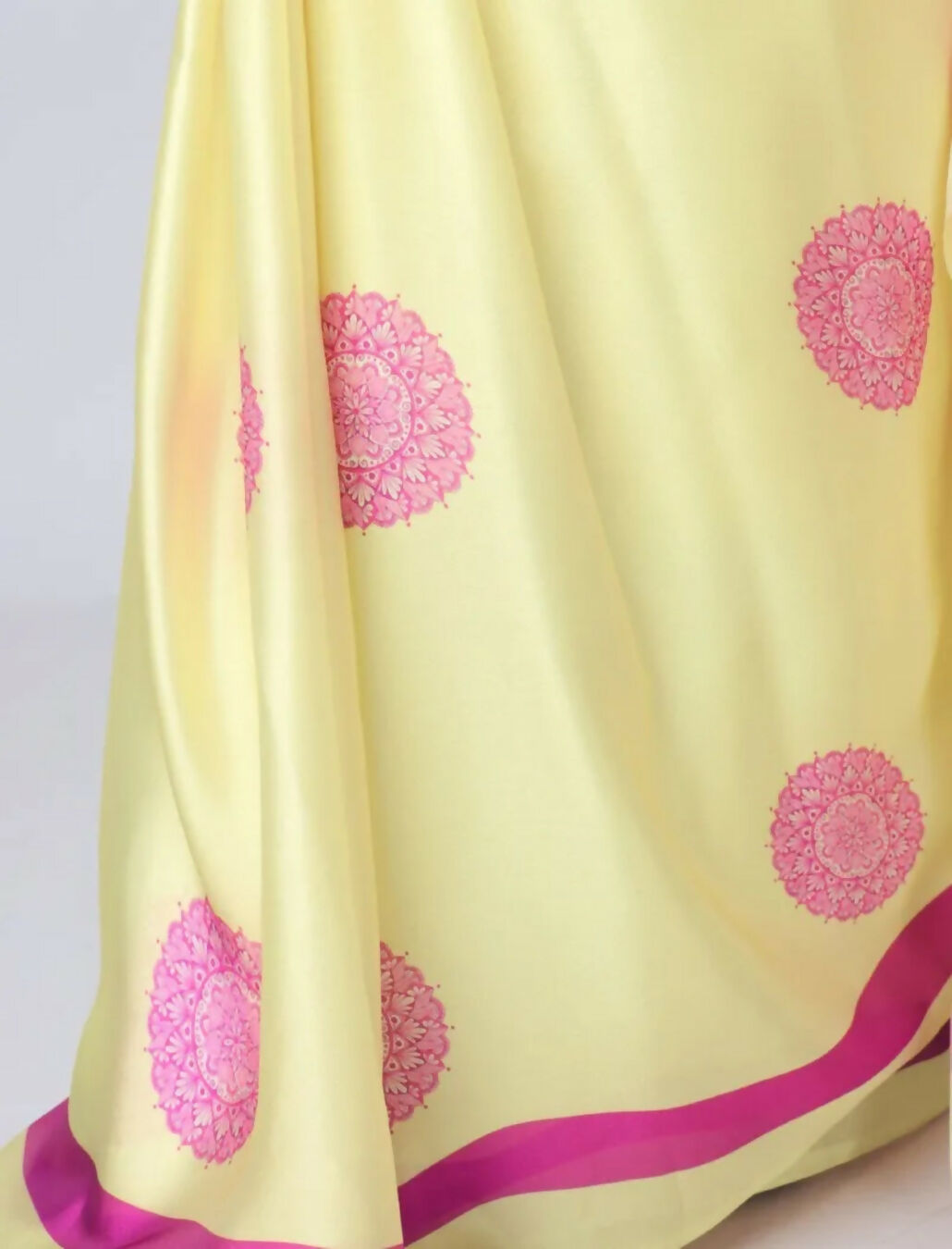 Vastranavya Yellow Mandala Print Free Hand Ready to Wear Saree | Swadesiicart