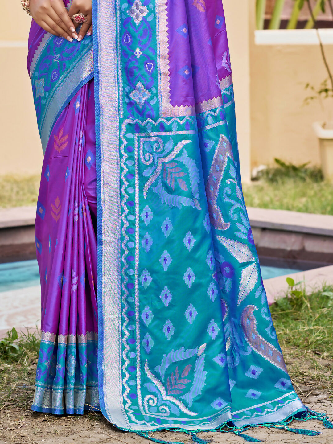 Shree Shyam Fashion Purple Pochampally Silk Saree