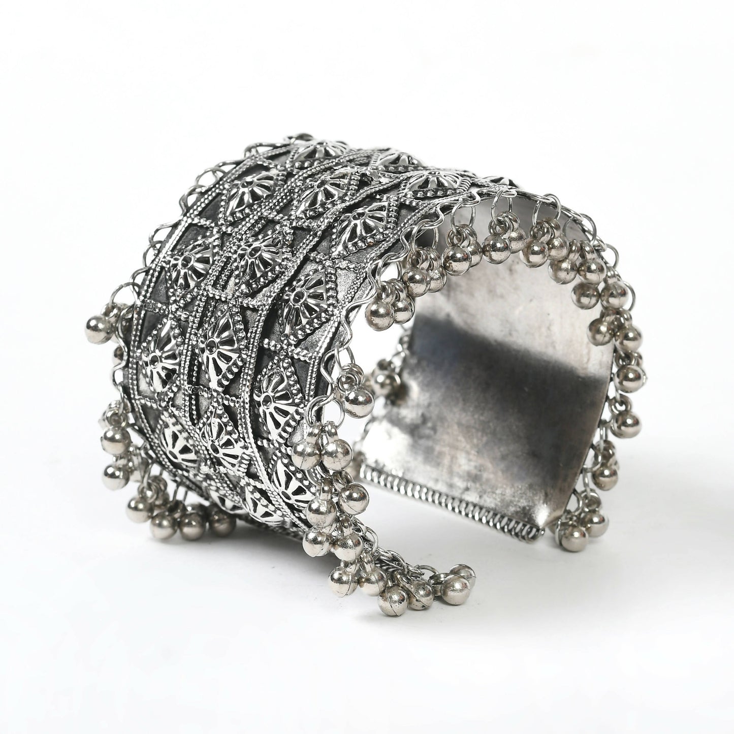 Mominos Fashion Joharkamal Oxidised Silver-Plated Ghungroo Handcraft Bracelet - Design 024 - Swadesiicart