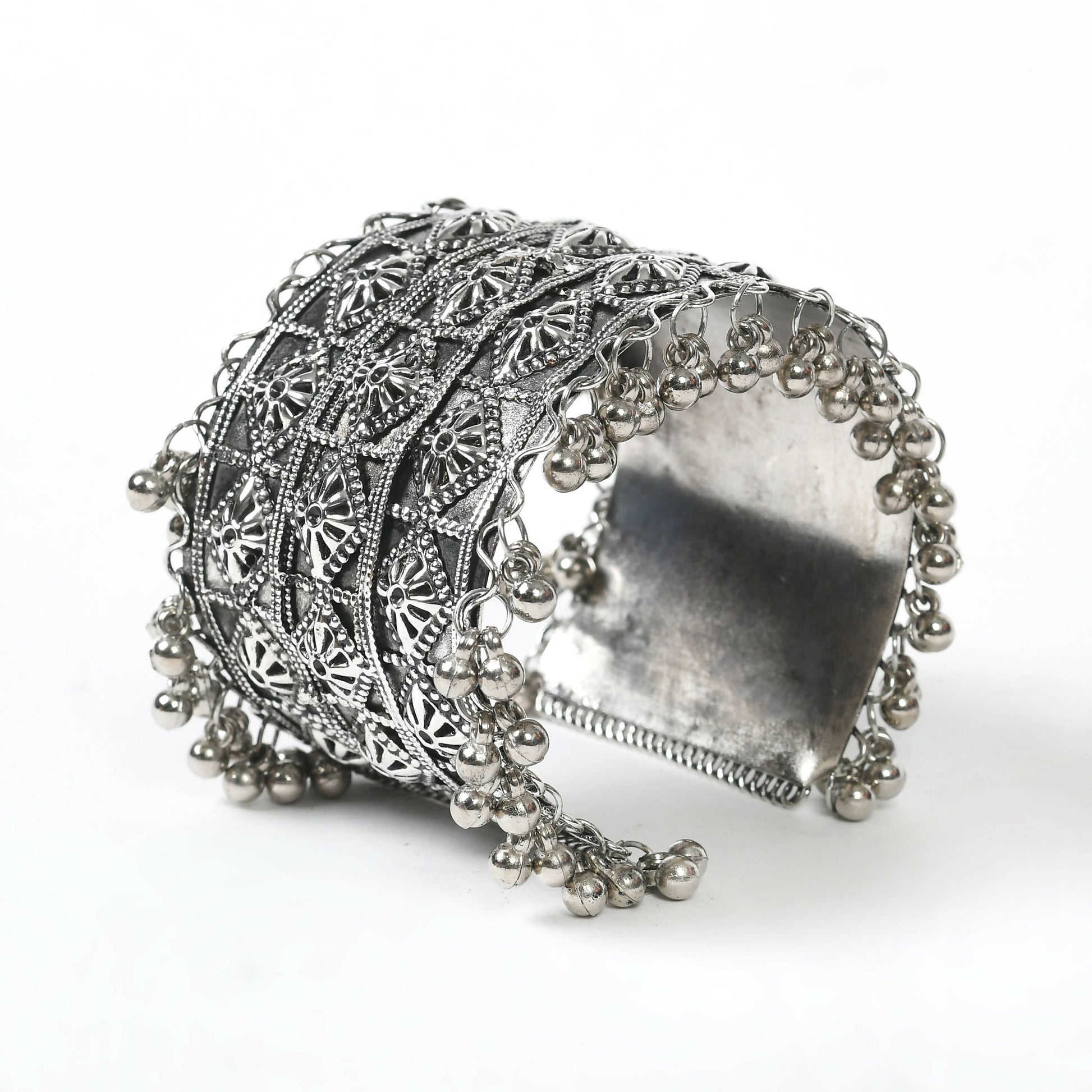 Mominos Fashion Joharkamal Oxidised Silver-Plated Ghungroo Handcraft Bracelet - Design 024 - Swadesiicart