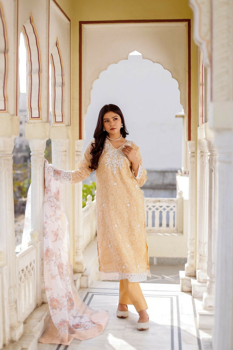 Vaasva Women Peach Linen Printed Kurta, Pant & Dupatta set | Swadesiicart