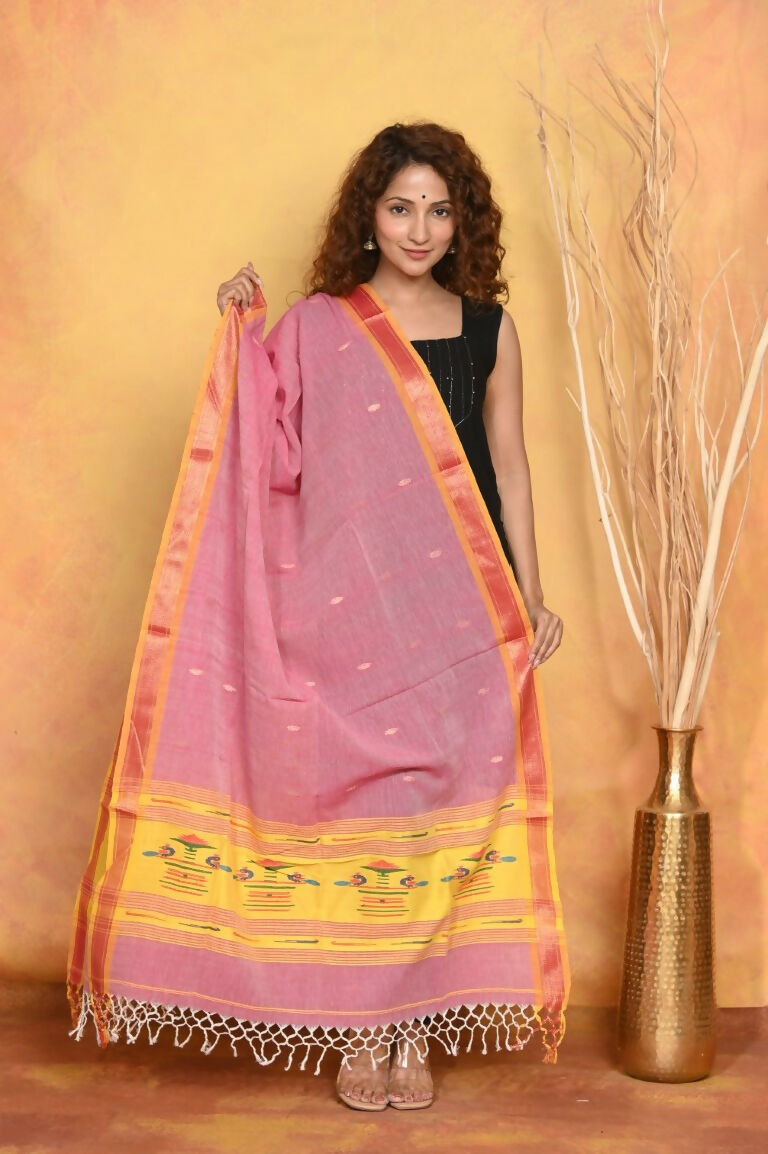 Very Much Indian Handloom Pure Cotton Paithani Dupatta Pink | Swadesiicart