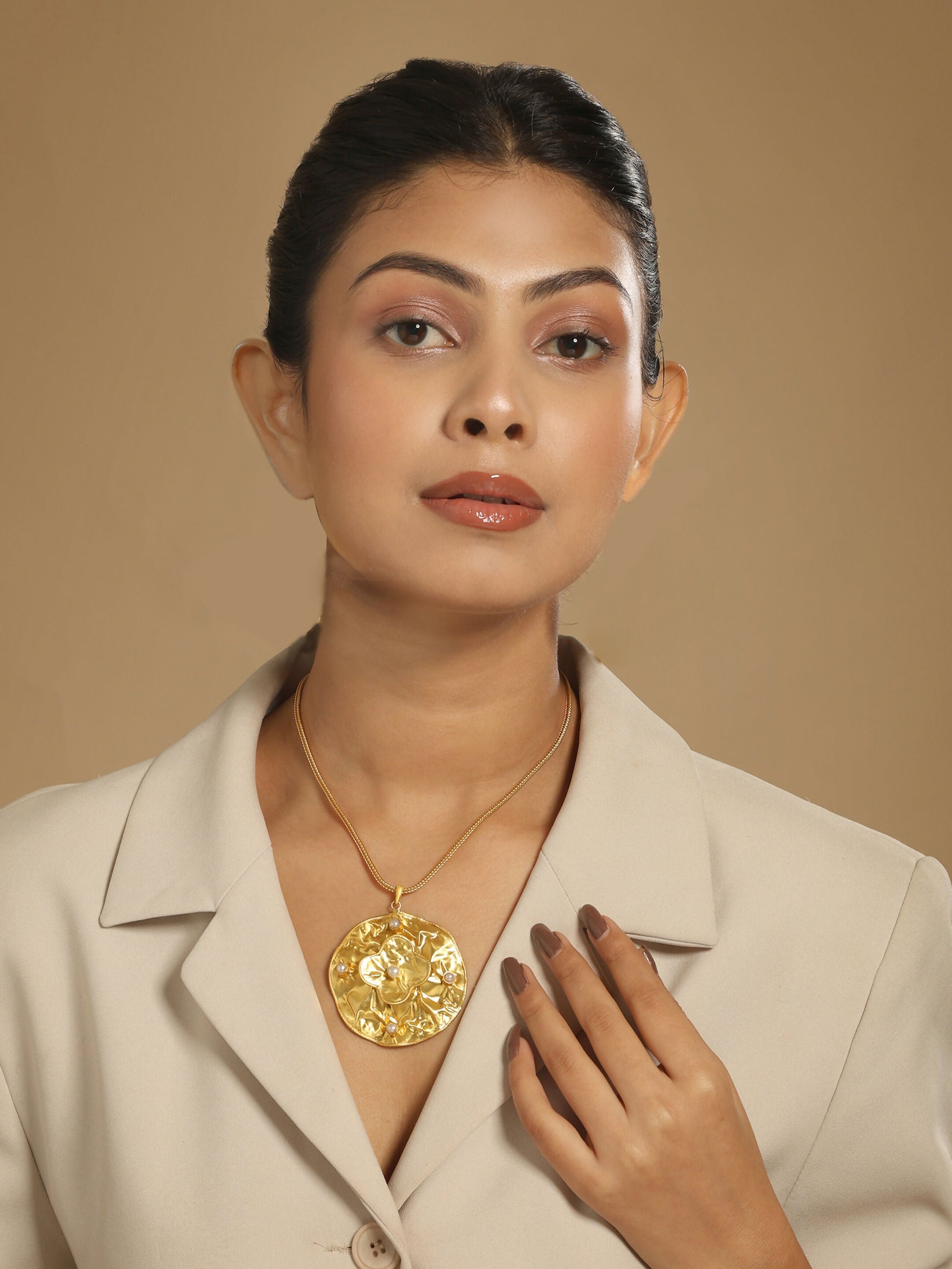 Nuyug 18K Gold-Plated Pearl Embellished Minimal Chain Textured Surface Floral Pendant Necklace | Swadesiicart