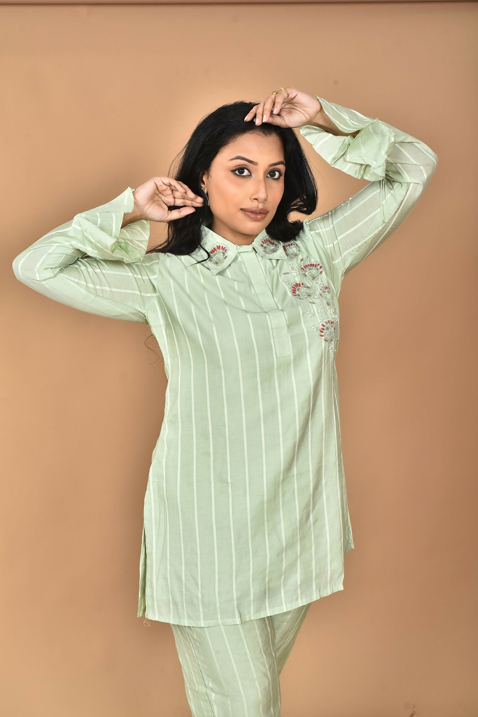 Morchari Women And Hand Embroidery Co-Ords-Green - Swadesiicart
