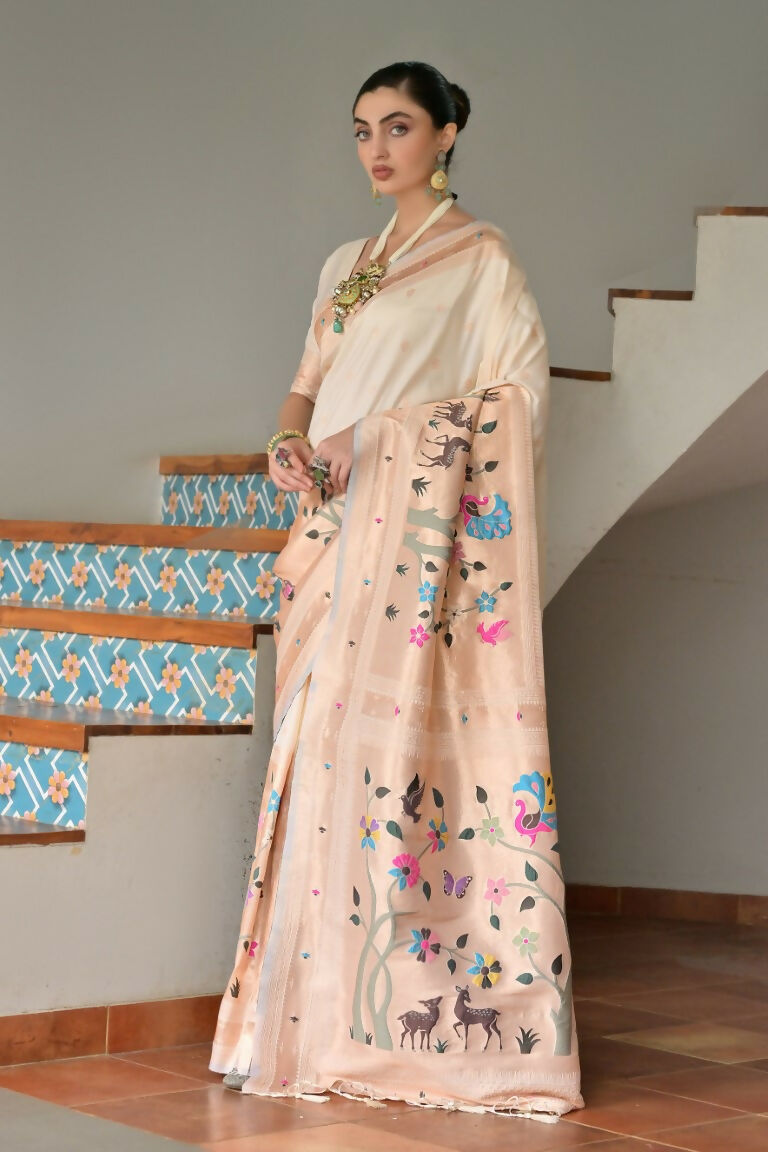 Vishnu Weaves Women's Cream Paithani Silk Zari Woven Saree with Blouse - Swadesiicart
