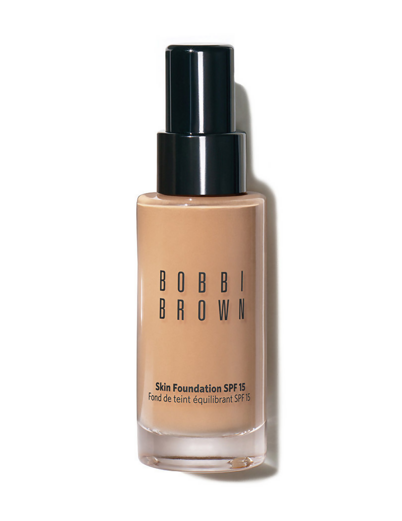 Bobbi Brown Skin Foundation SPF 15 - Sand | Swadesiicart