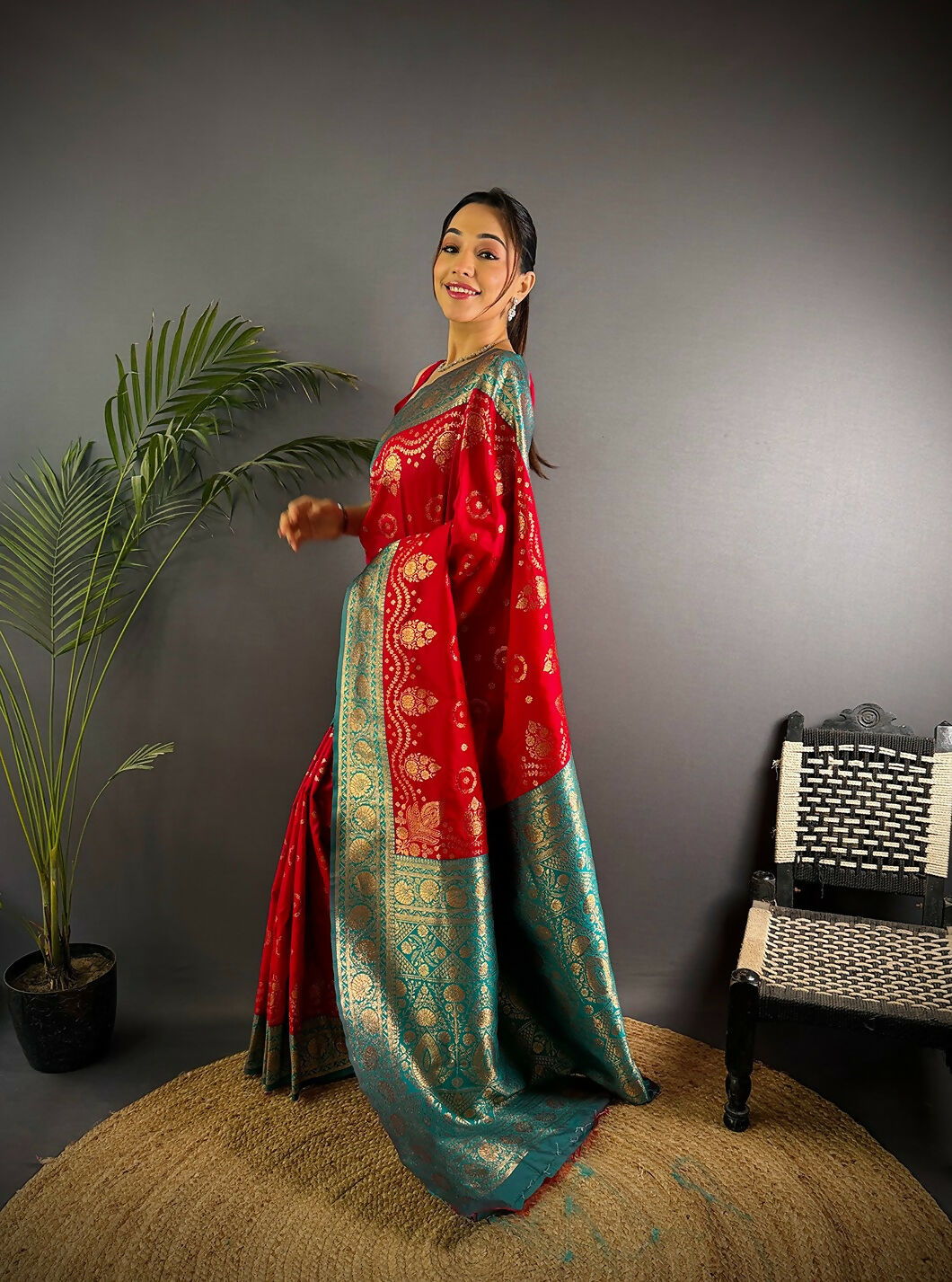 Joban Fashion Turquoise Butti Banarasi Silk Sarees | Swadesiicart