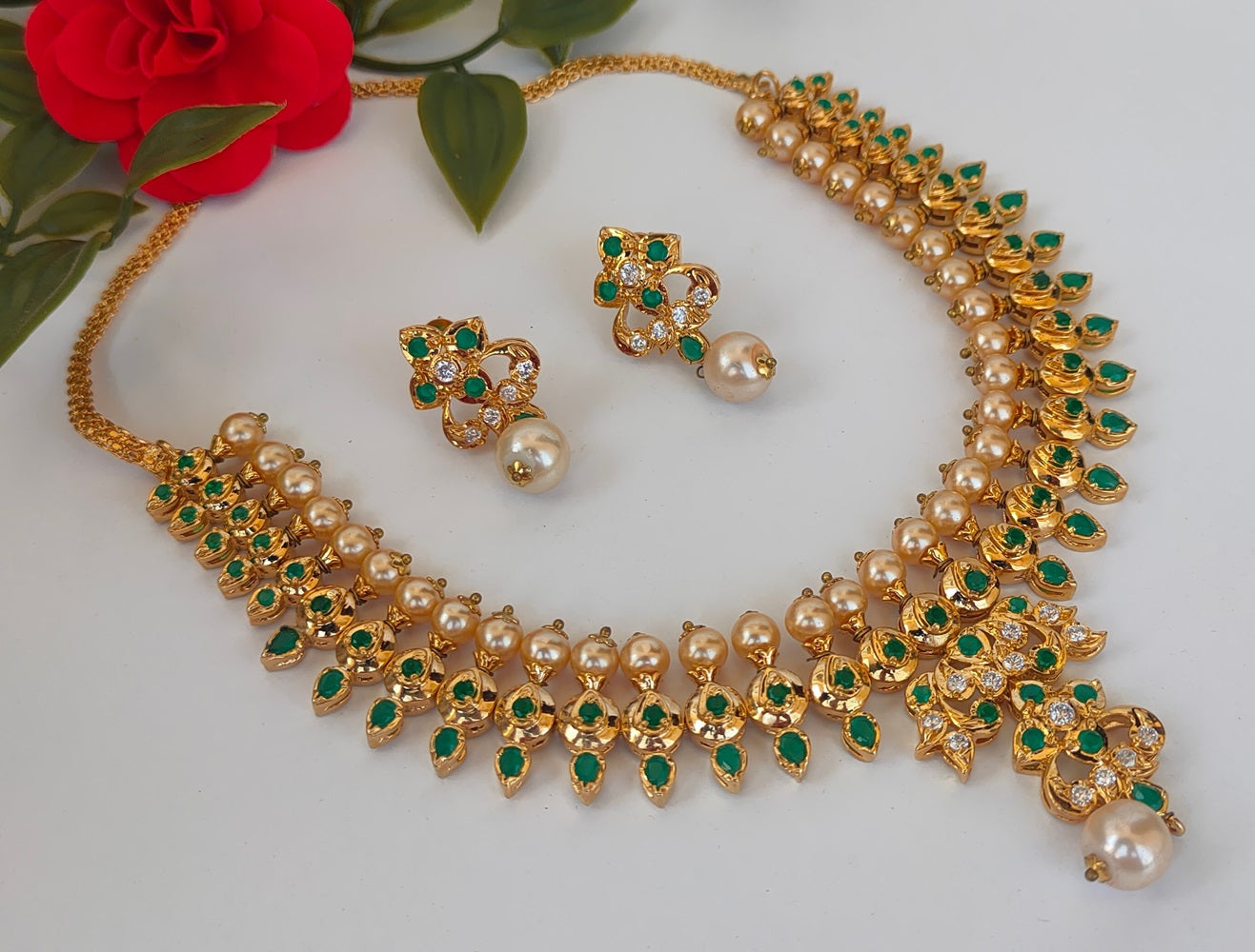 Uncuts & Emeralds Bridal Jewelry Set - Mokshi Collections
