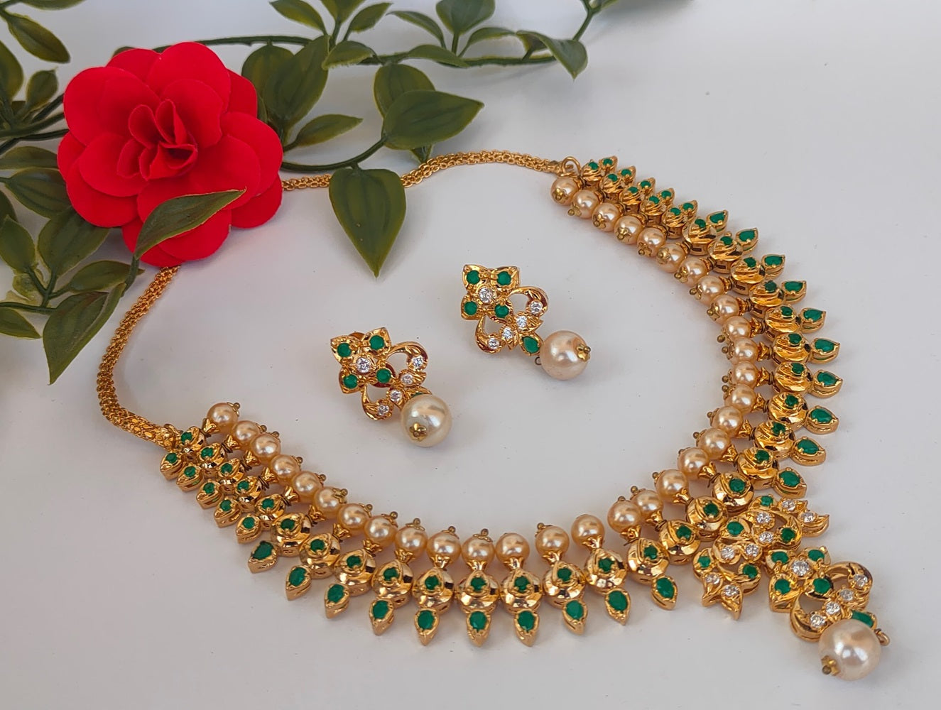Uncuts & Emeralds Bridal Jewelry Set - Swadesiicart