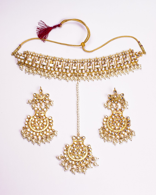 Gold-Polished Alloy Pearl And Kundan Choker Necklace Set - The Pari | Swadesiicart
