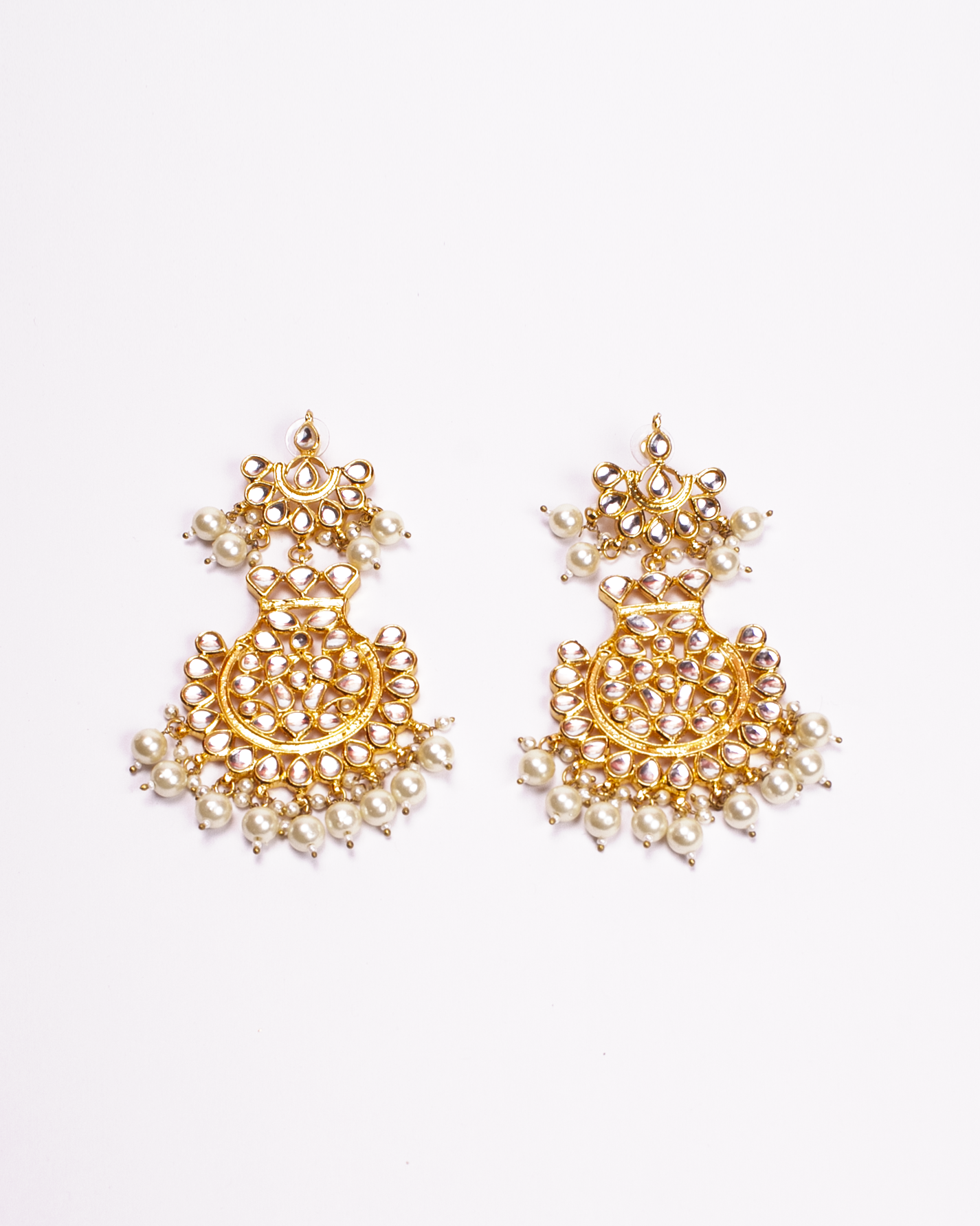 Gold-Polished Alloy Pearl And Kundan Choker Necklace Set - The Pari | Swadesiicart