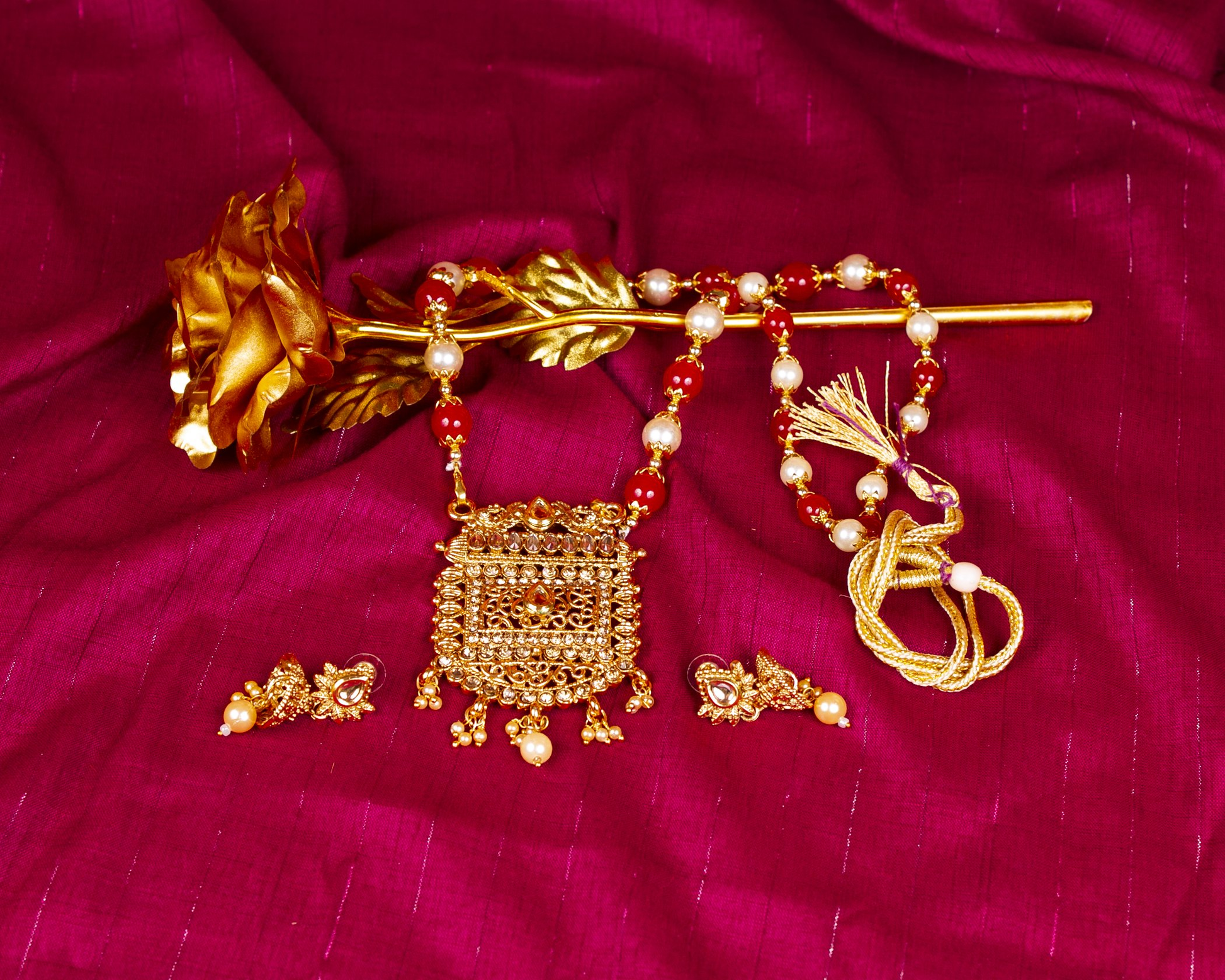 Gold-Polished Alloy Pearl And Beads Mala Pendant Set - The Pari | Swadesiicart