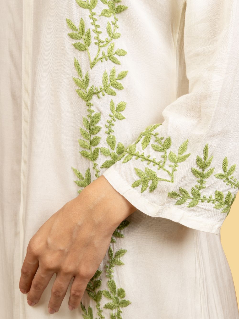 Gharana India Pure Muslin Short Chikankari Kurta | Swadesiicart