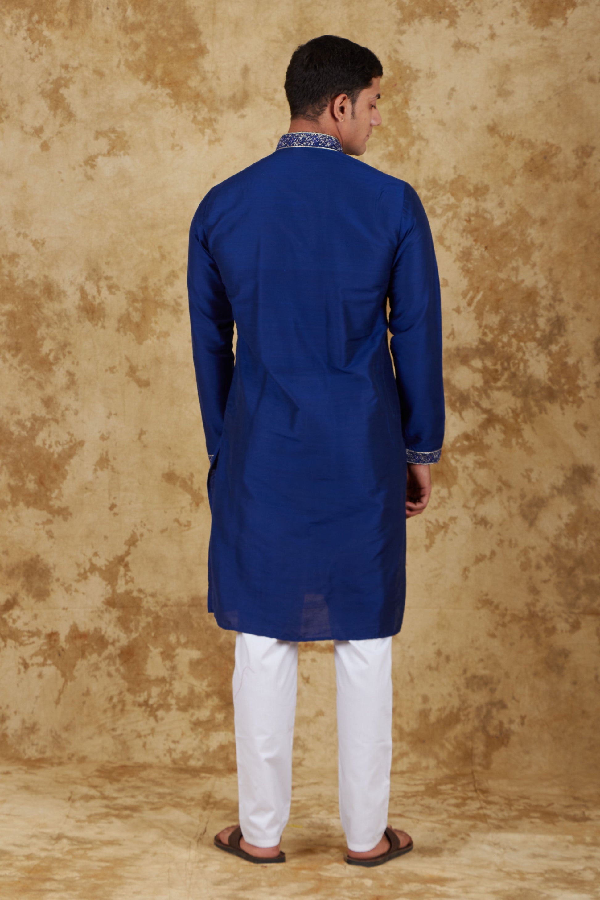 Bluesaanchi Men's Sunshine Handwoven Embroidered Dark BlueKurta Set | Swadesiicart