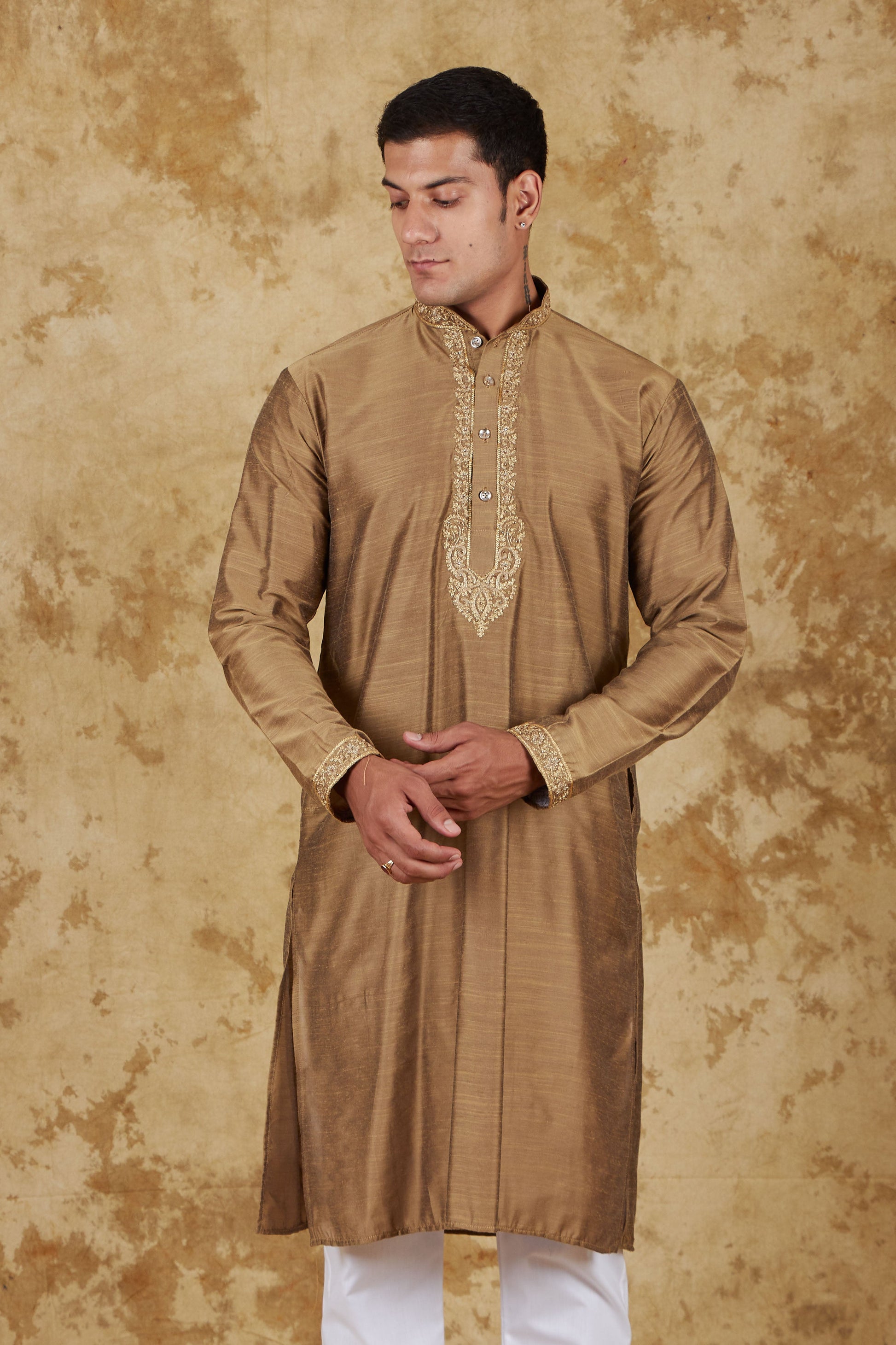Bluesaanchi Men's Sunshine Handwoven Embroidered Raw UmberKurta Set | Swadesiicart