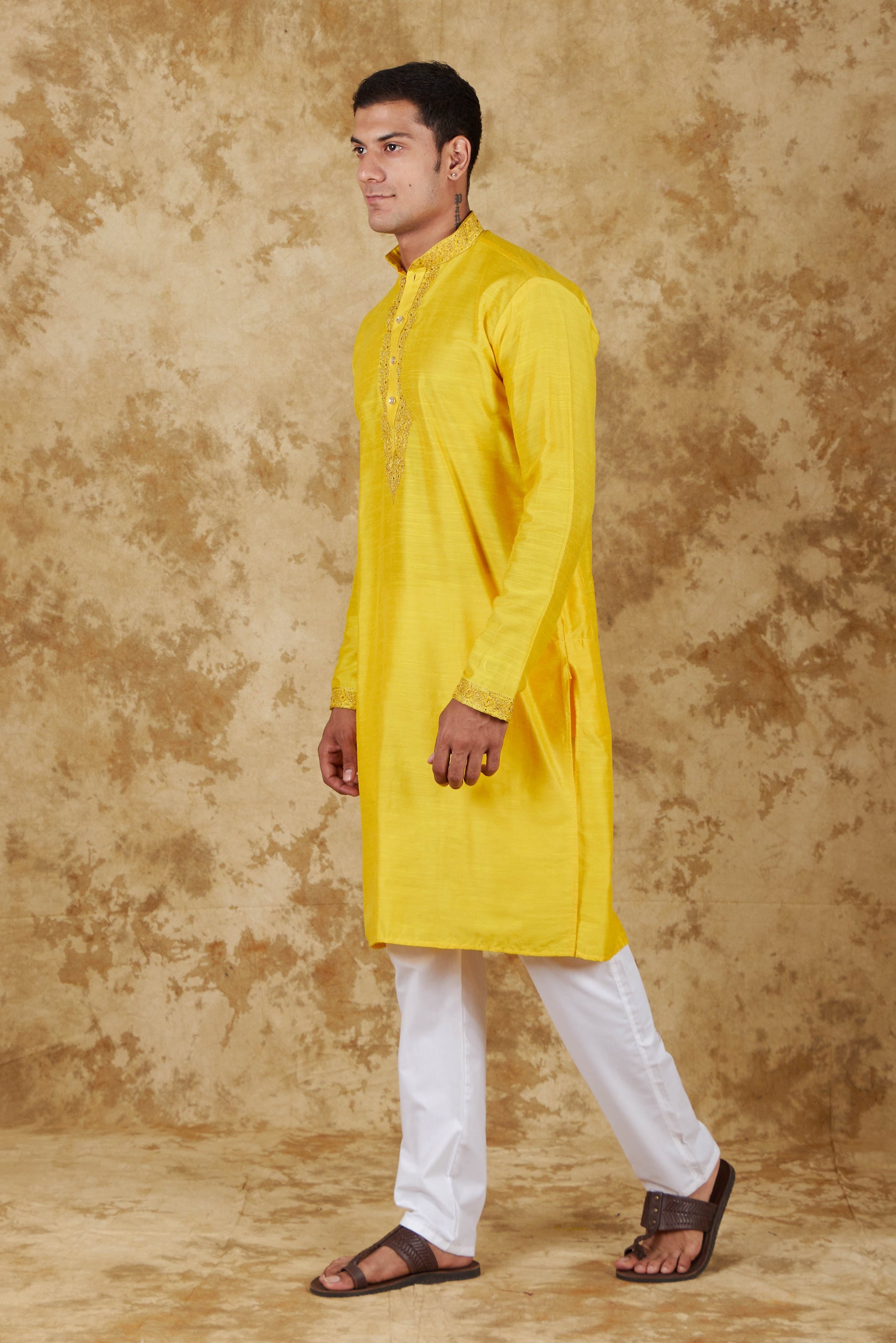 Bluesaanchi Men's Sunshine Handwoven Embroidered Maize YellowKurta Set | Swadesiicart