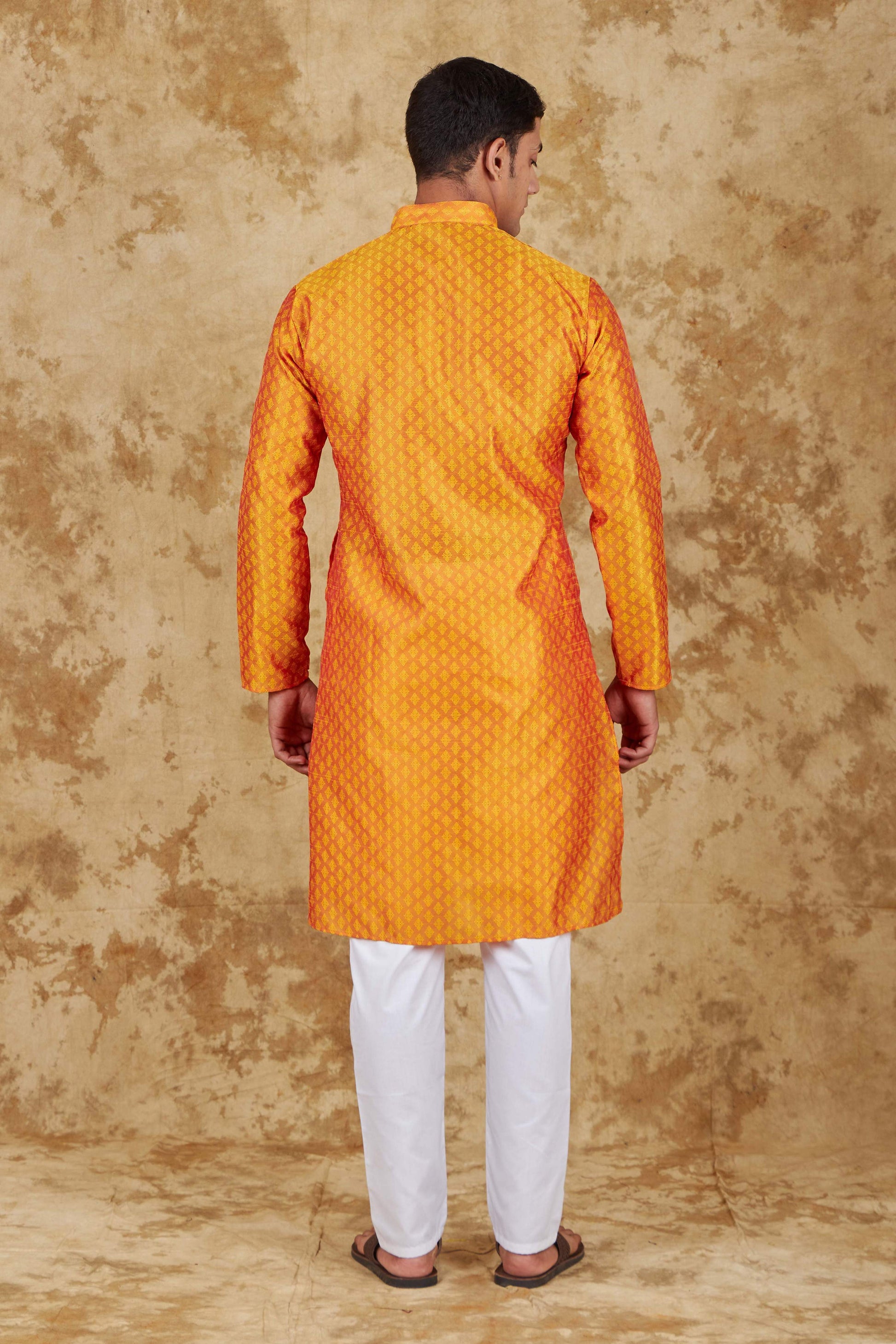 Bluesaanchi Men's Orange Banarasi Silk Kurta Set | Swadesiicart