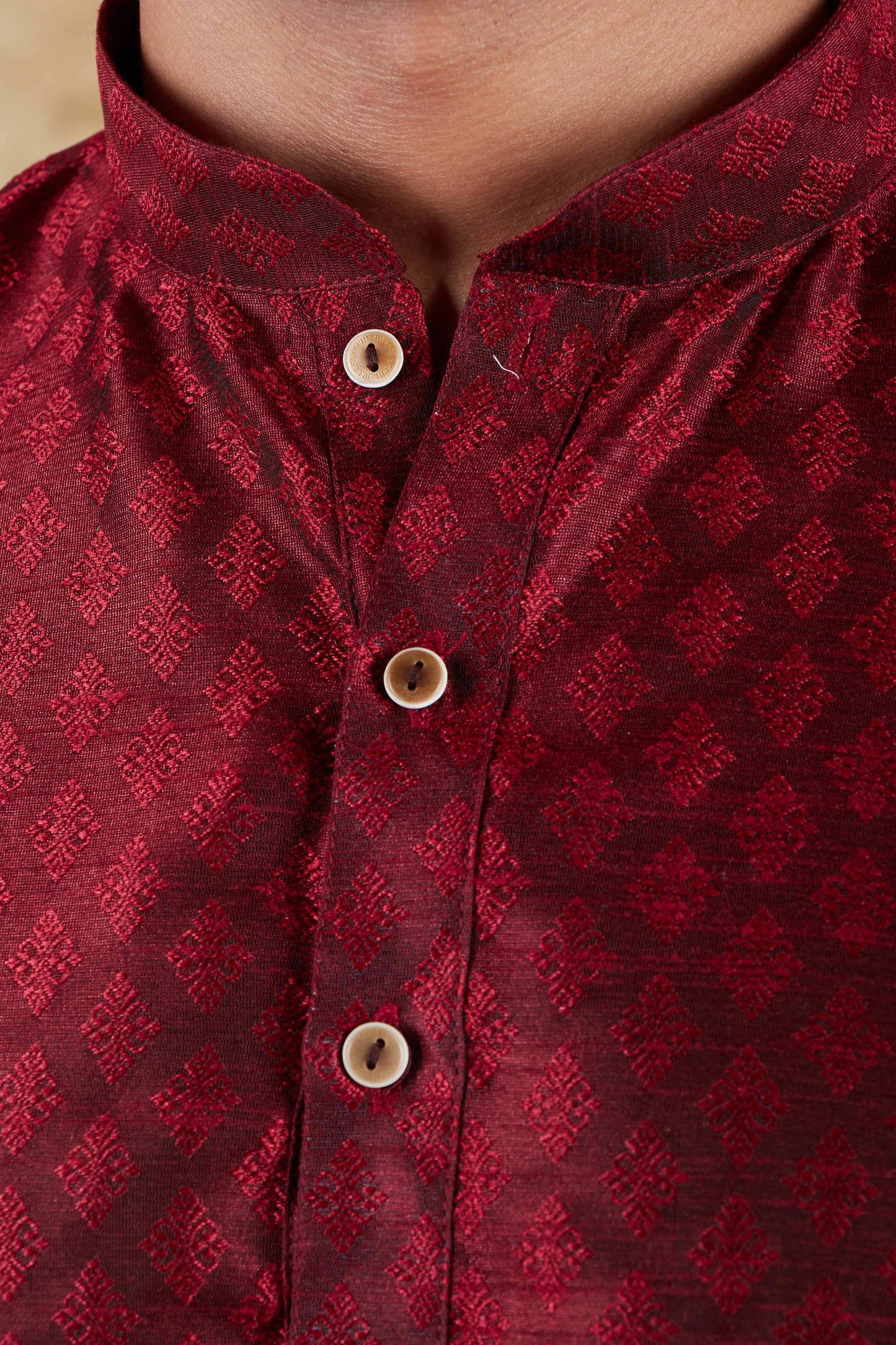 Bluesaanchi Men's Maroon Banarasi Silk Kurta Set | Swadesiicart