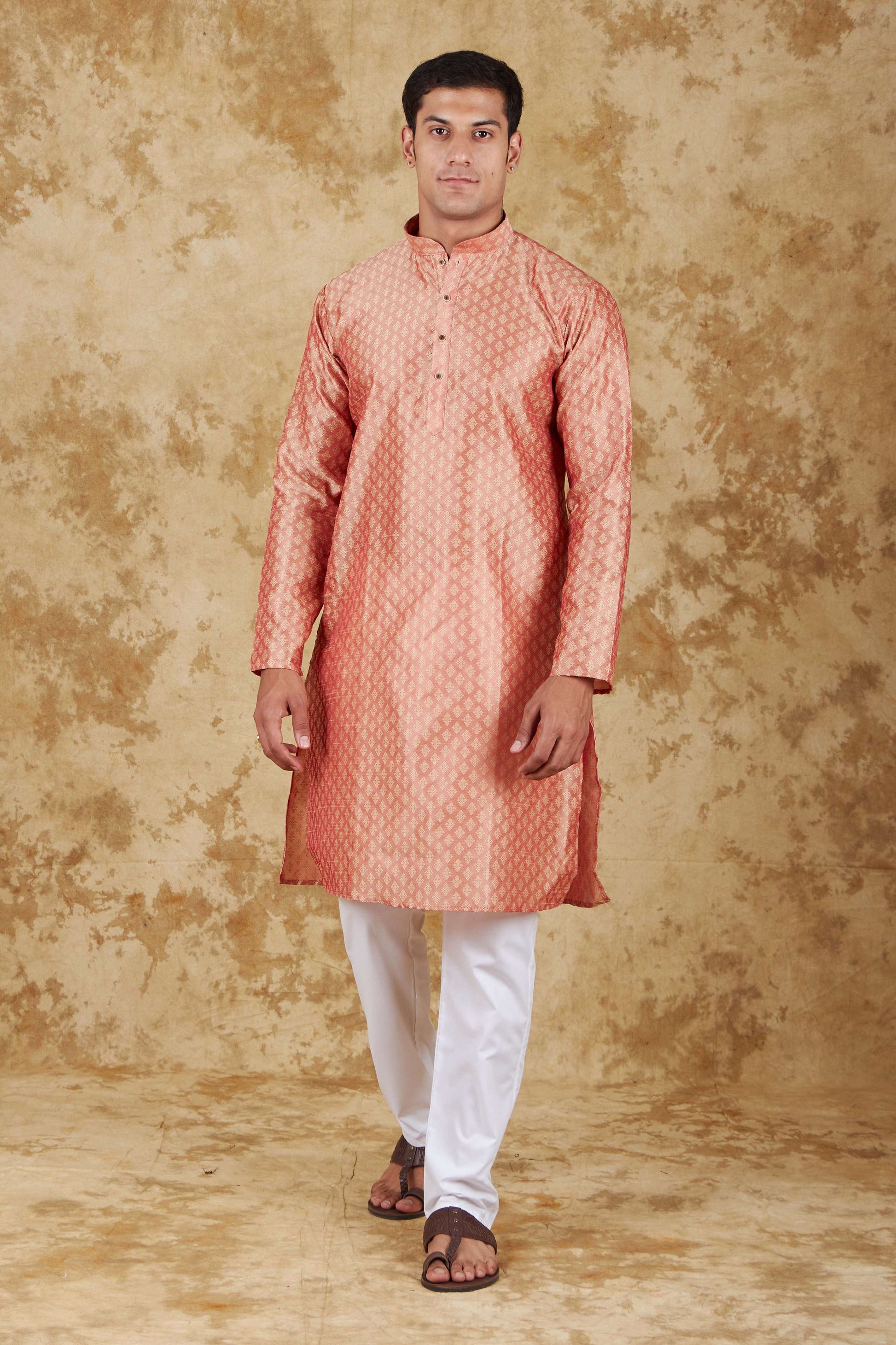 Bluesaanchi Men's Salmon Banarasi Silk Kurta Set | Swadesiicart