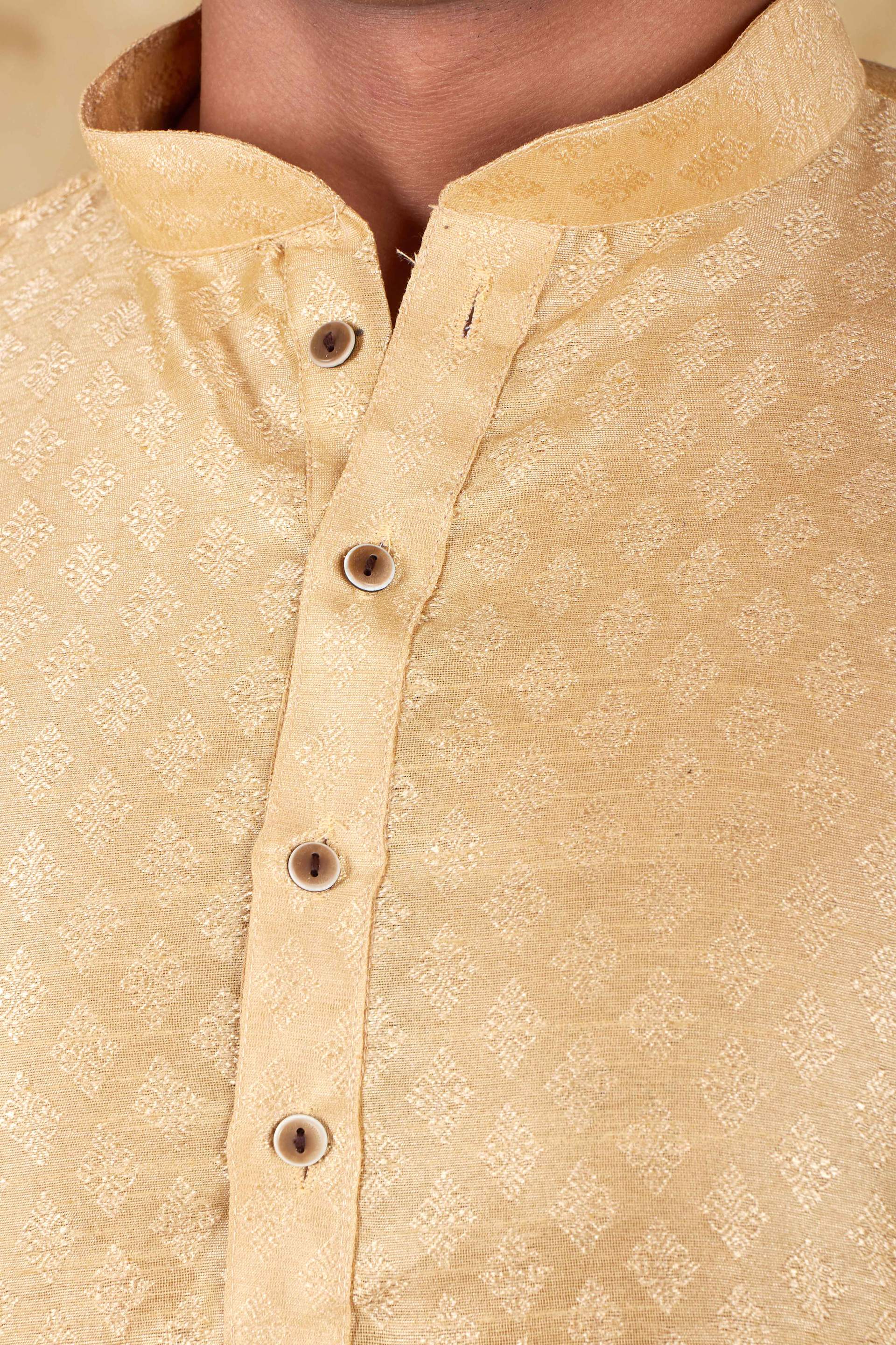 Bluesaanchi Men's Cream Banarasi Silk Kurta Set | Swadesiicart