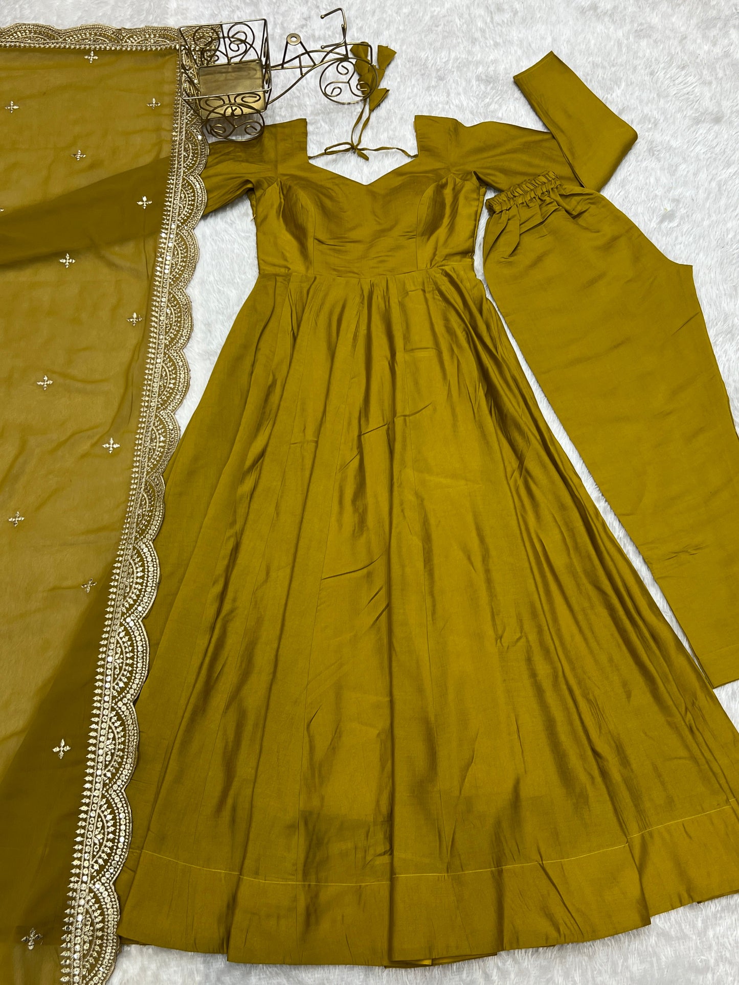 Lorenvalley Fashion Yellow Pure Roman Silk Chanderi Fabric Fully Flared Anarkali Pant With Dupatta Set - Yellow | Swadesiicart