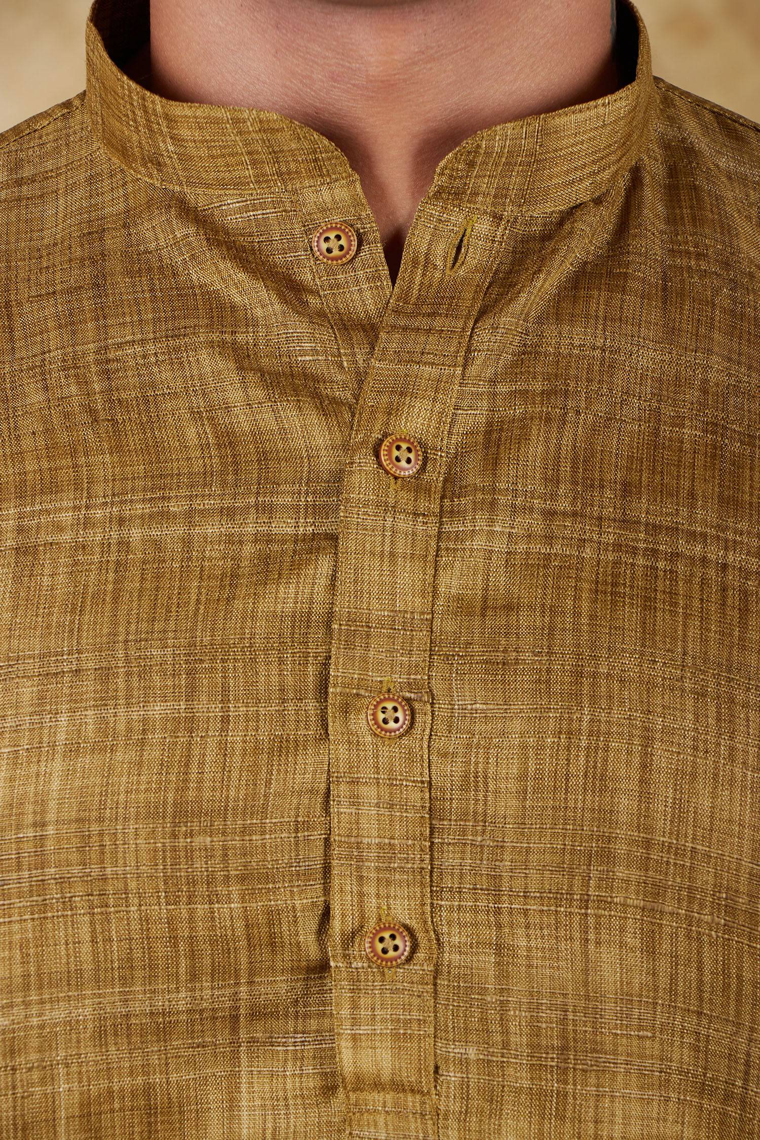Bluesaanchi Men's Mustard Textured Kurta Set | Swadesiicart