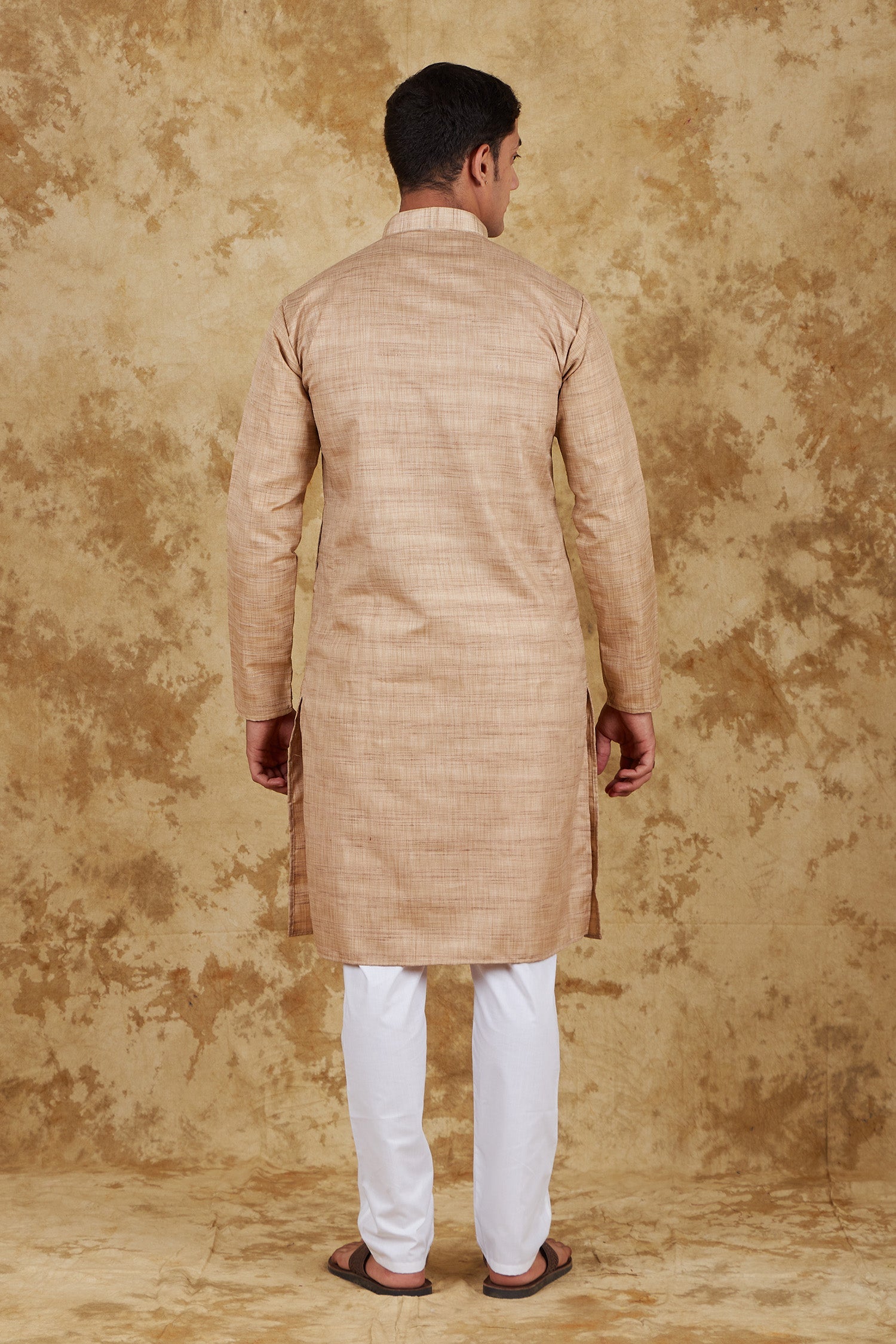 Bluesaanchi Men's Dark Cream Textured Kurta Set | Swadesiicart
