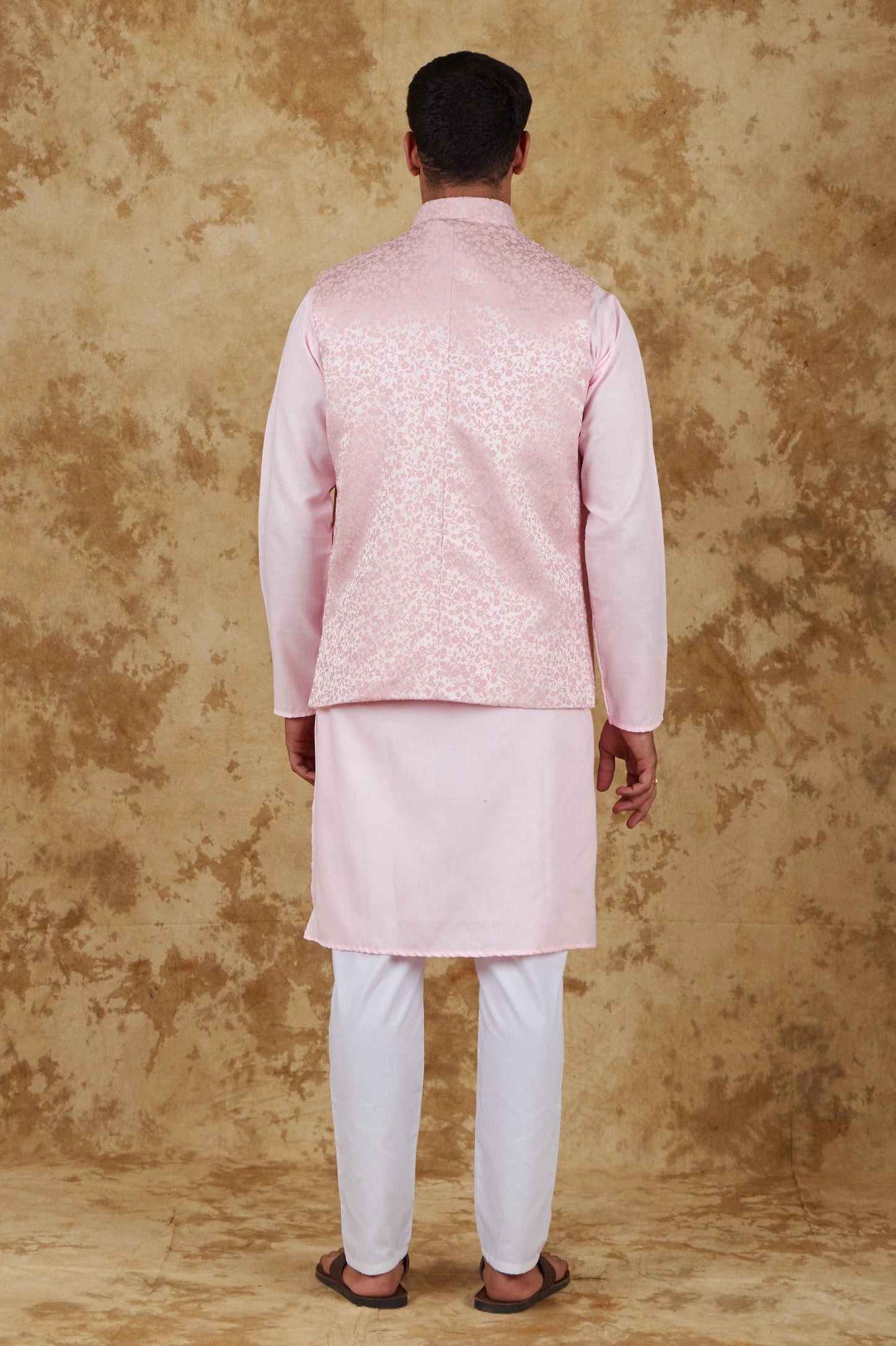 Bluesaanchi Men's Jacquard Misty Rose Waistcoat Kurta Pajama Set | Swadesiicart