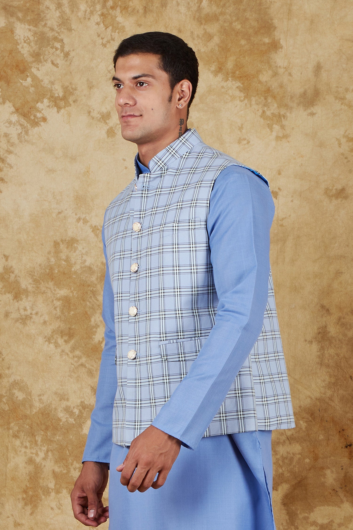 Bluesaanchi Men's Uranianblue Waistcoat | Swadesiicart