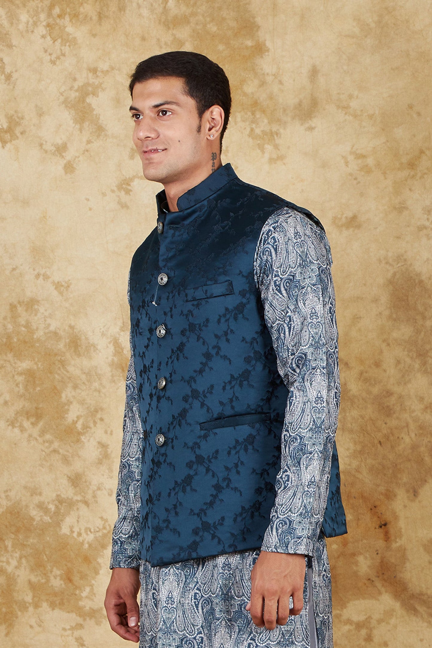 Bluesaanchi Men's Jacquard Indigo Dye Waistcoat | Swadesiicart