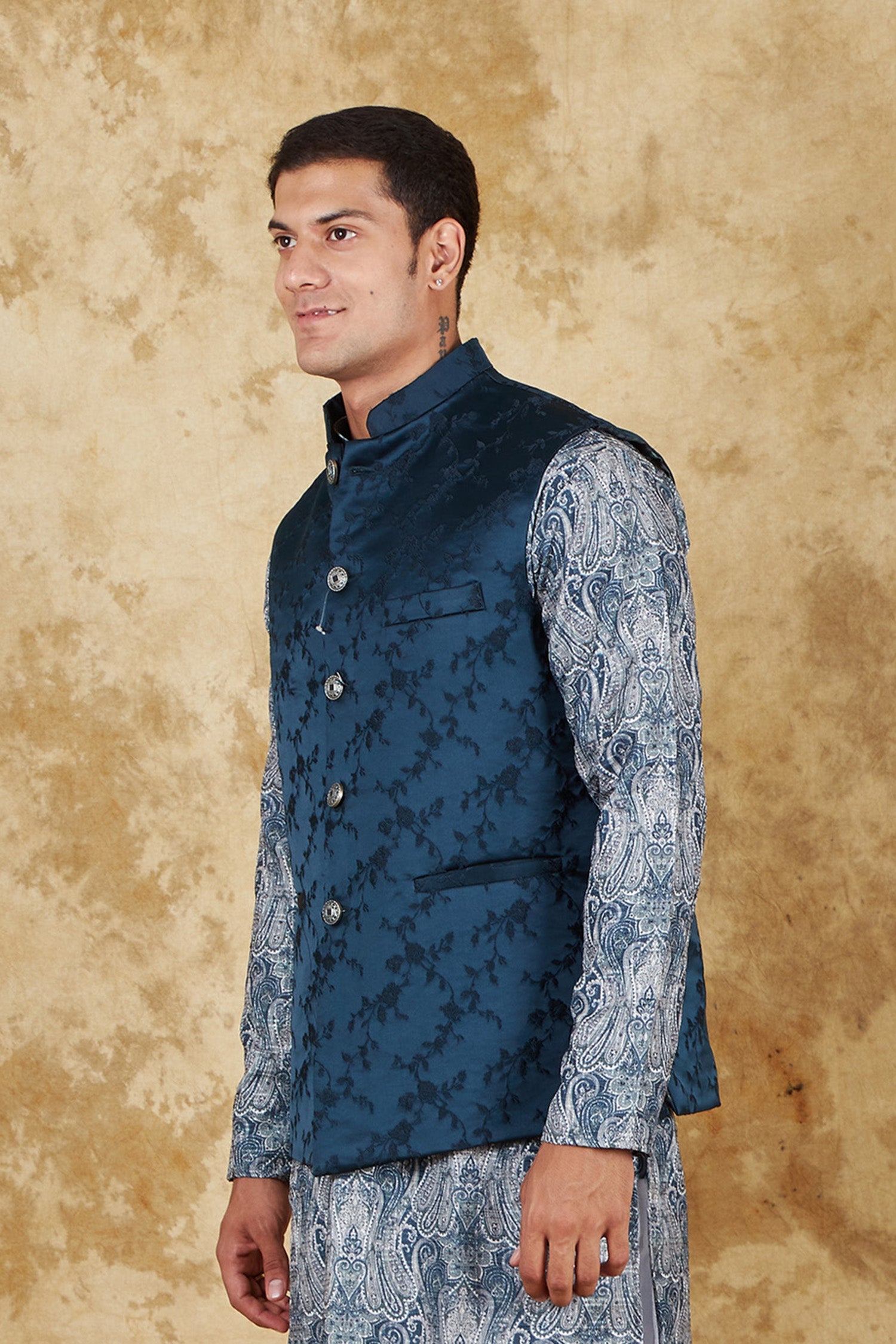 Bluesaanchi Men's Jacquard Indigo Dye Waistcoat | Swadesiicart