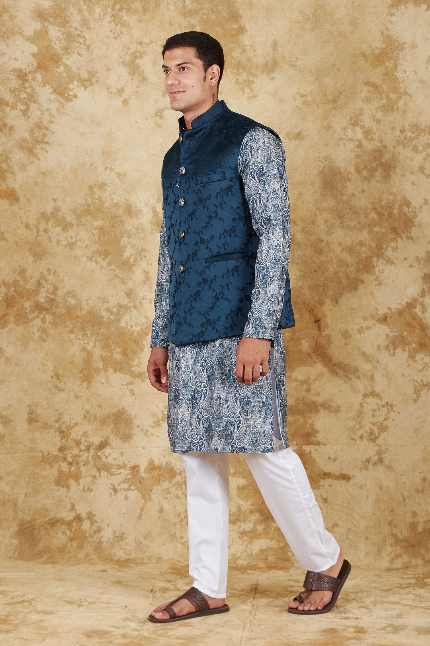 Bluesaanchi Men's Jacquard Indigo Dye Waistcoat Kurta Pajama Set | Swadesiicart