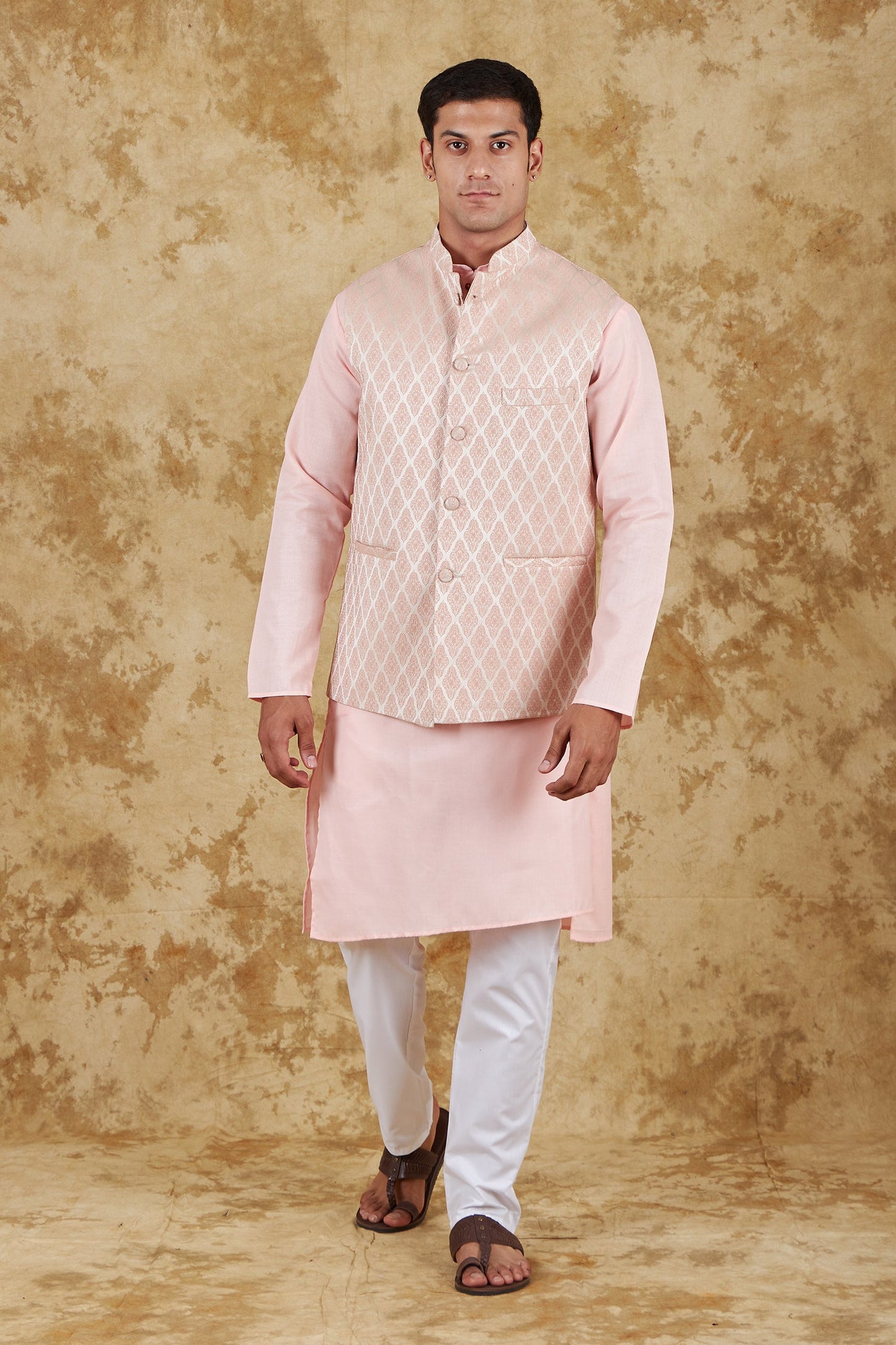 Bluesaanchi Men's Jacquard Rosy Waistcoat Kurta Pajama Set | Swadesiicart