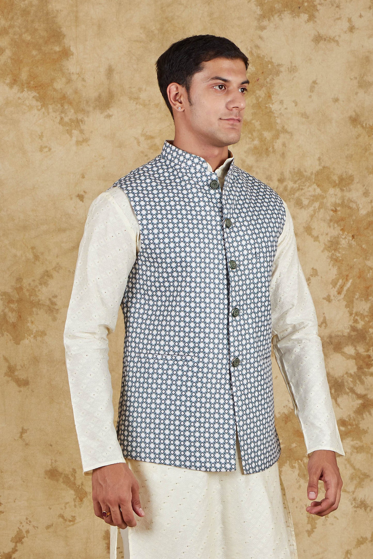 Bluesaanchi Men's Cream Waistcoat | Swadesiicart