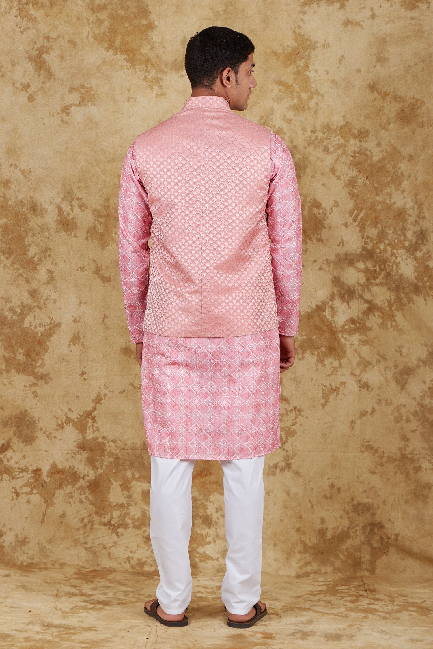 Bluesaanchi Men's Jacquard Pink Waistcoat Kurta Pajama Set | Swadesiicart