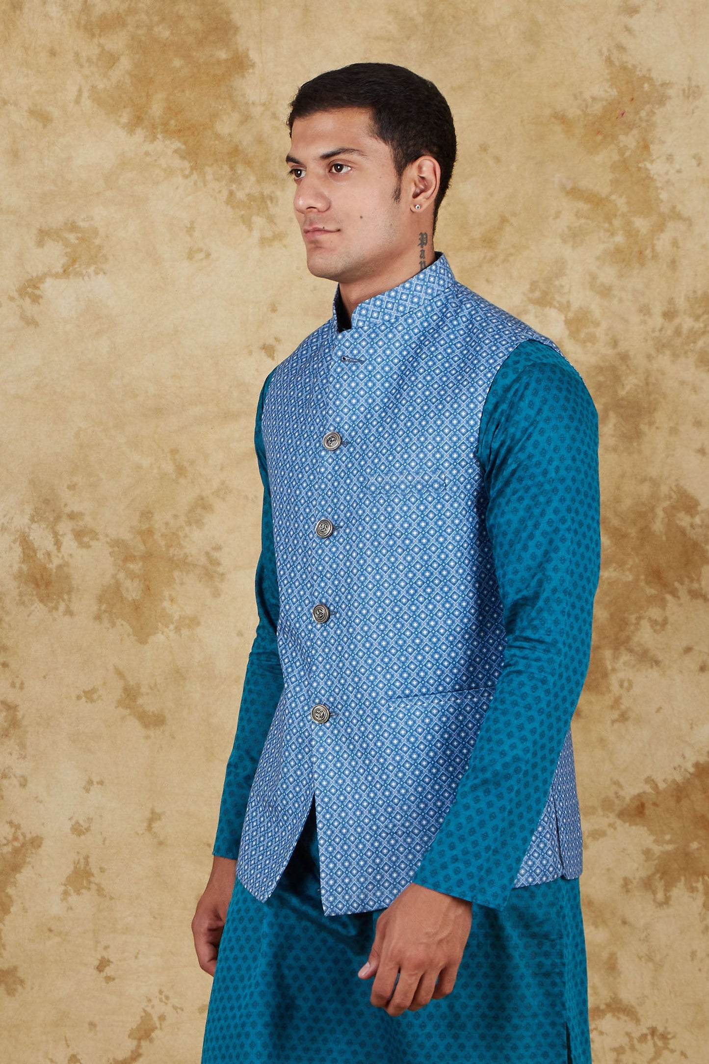 Bluesaanchi Men's Blue Waistcoat | Swadesiicart