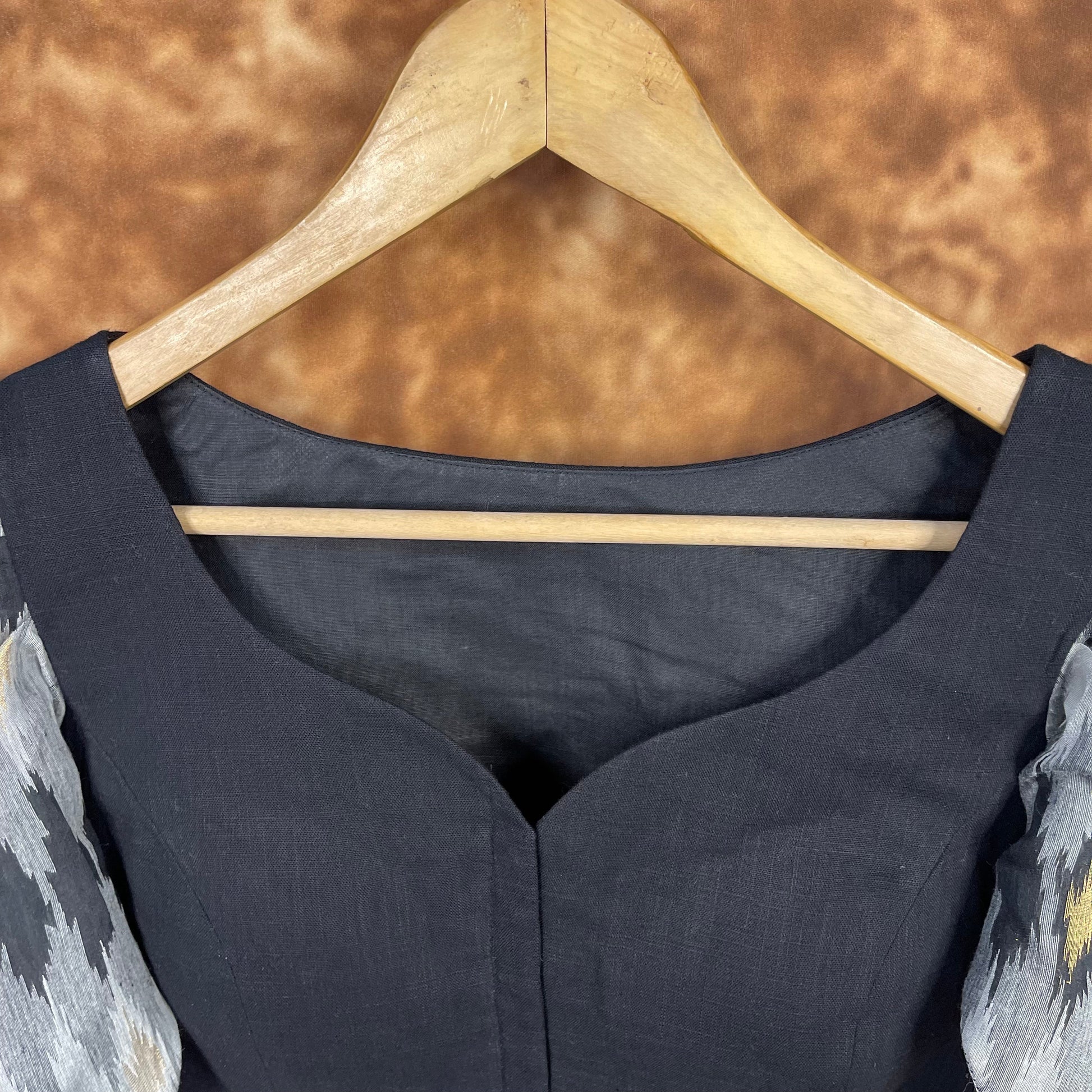 Aurora Black Black Coloured Cotton / Chanderi Ready to Wear Blouse - kapda Tailor | Swadesiicart