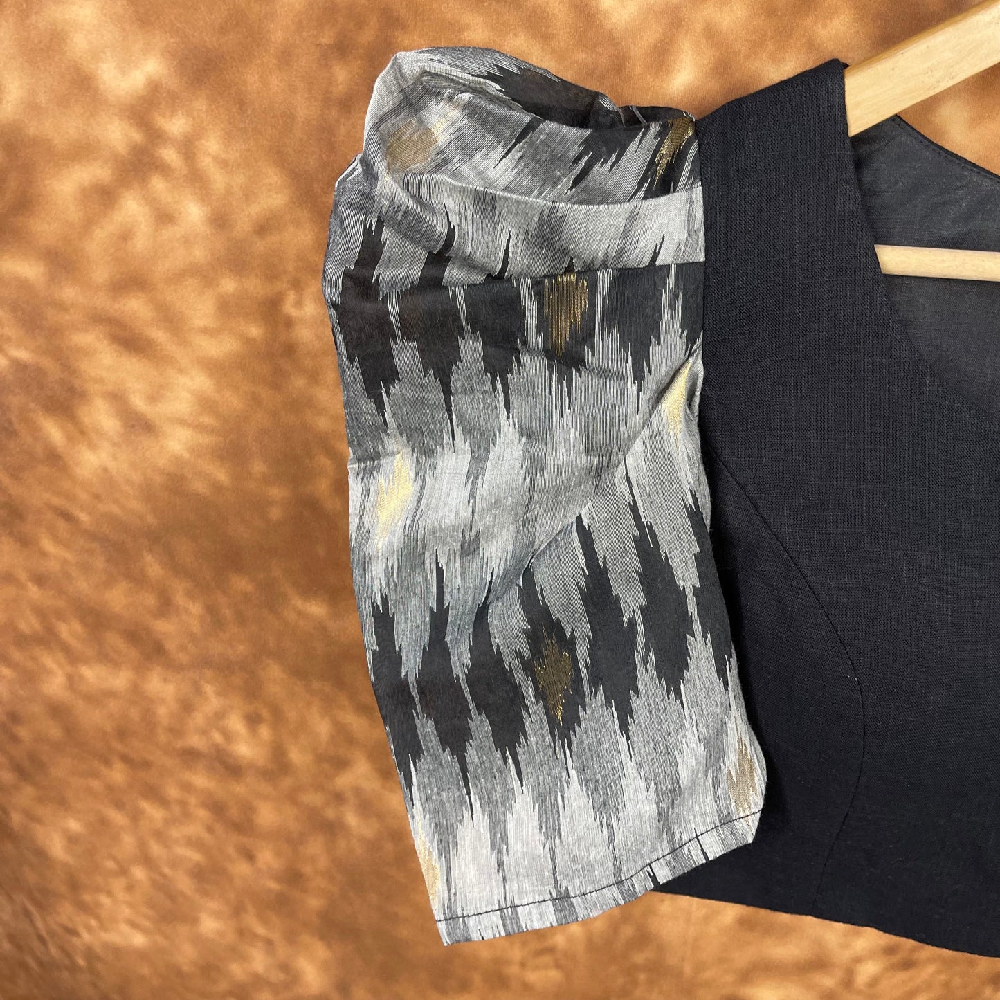 Aurora Black Black Coloured Cotton / Chanderi Ready to Wear Blouse - kapda Tailor | Swadesiicart