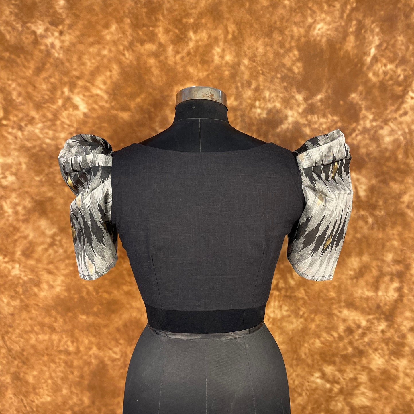 Aurora Black Black Coloured Cotton / Chanderi Ready to Wear Blouse - kapda Tailor | Swadesiicart