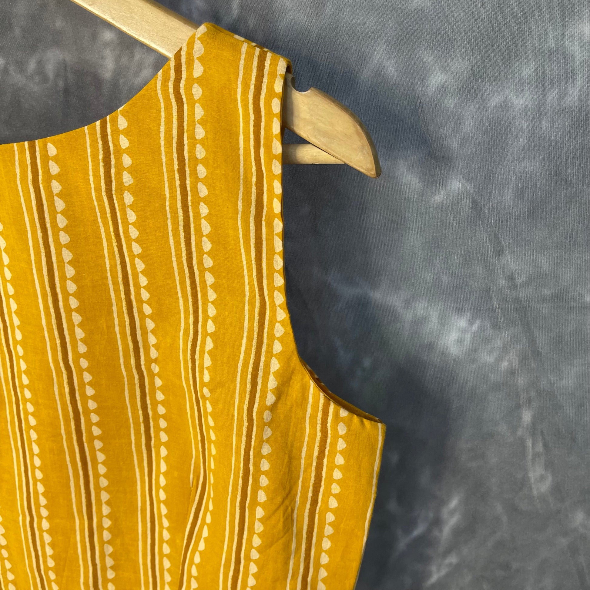 Ujla Savera Orange Coloured Cotton Printed Ready to Wear Blouse - kapda Tailor | Swadesiicart