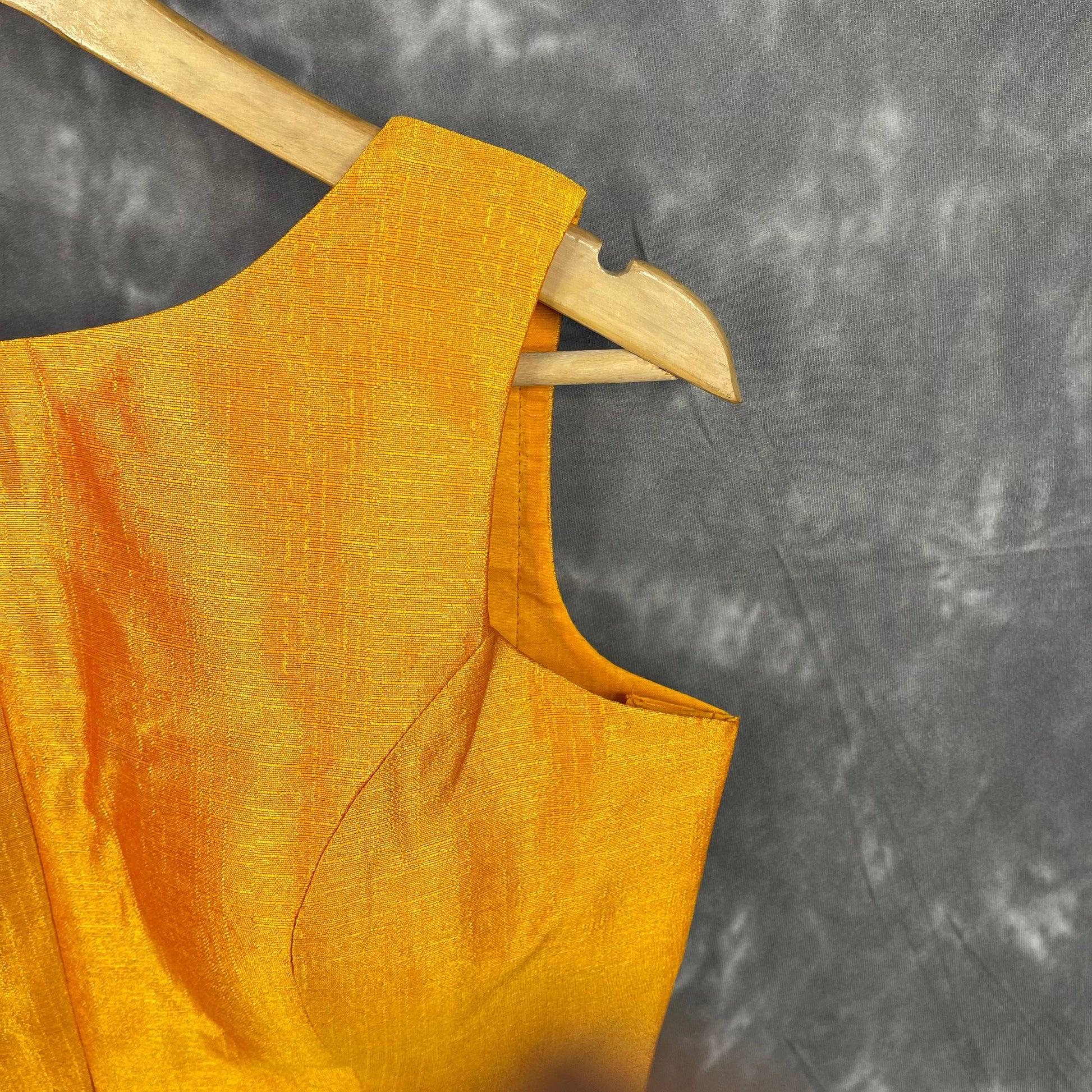 Mangalore Madness Orange Coloured Mangalore Isik/Khan Border Ready to Wear Blouse - kapda Tailor | Swadesiicart