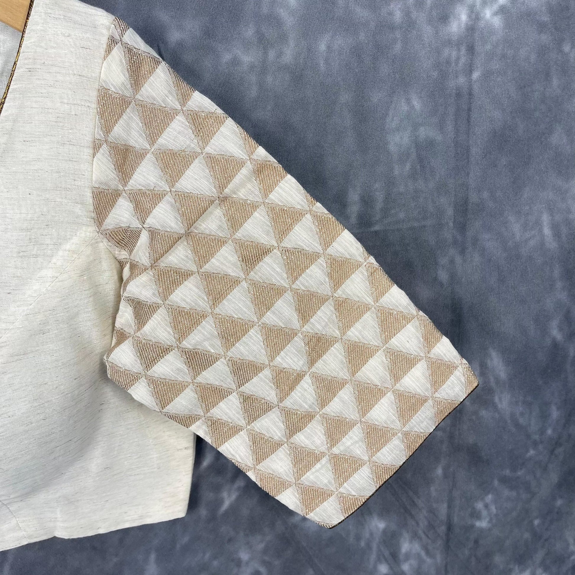 Barf Ki Saugat Cream Coloured Chanderi Cotton & Chanderi Broket Ready to Wear Blouse - kapda Tailor | Swadesiicart