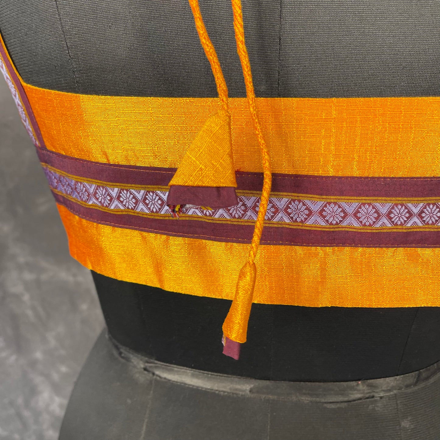 Mangalore Madness Orange Coloured Mangalore Isik/Khan Border Ready to Wear Blouse - kapda Tailor | Swadesiicart